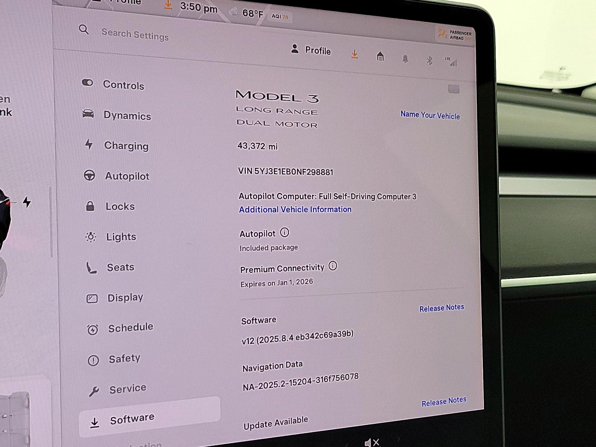 Thumbnail: 2022 Tesla Model 3 - 13