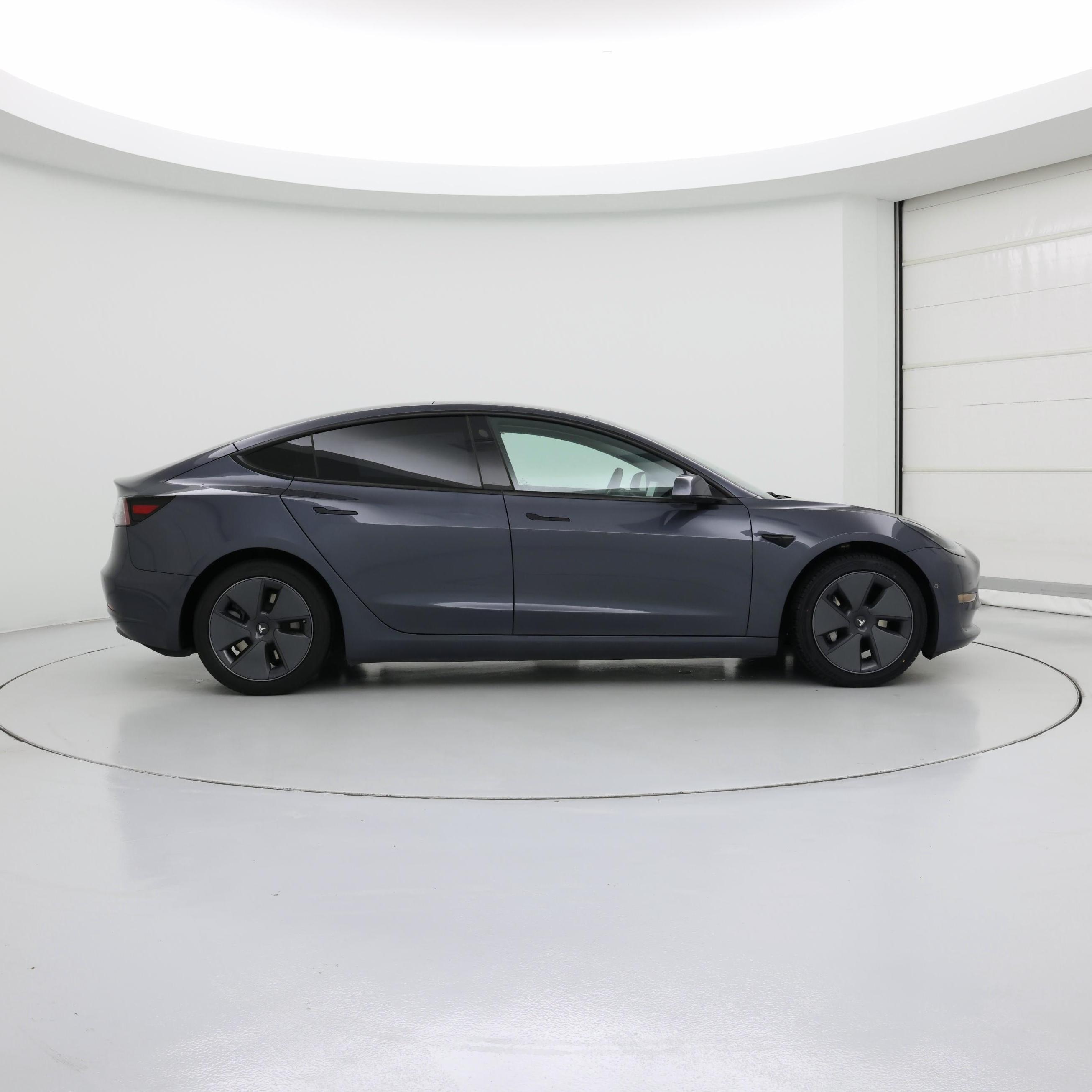 Thumbnail: 2022 Tesla Model 3 - 7