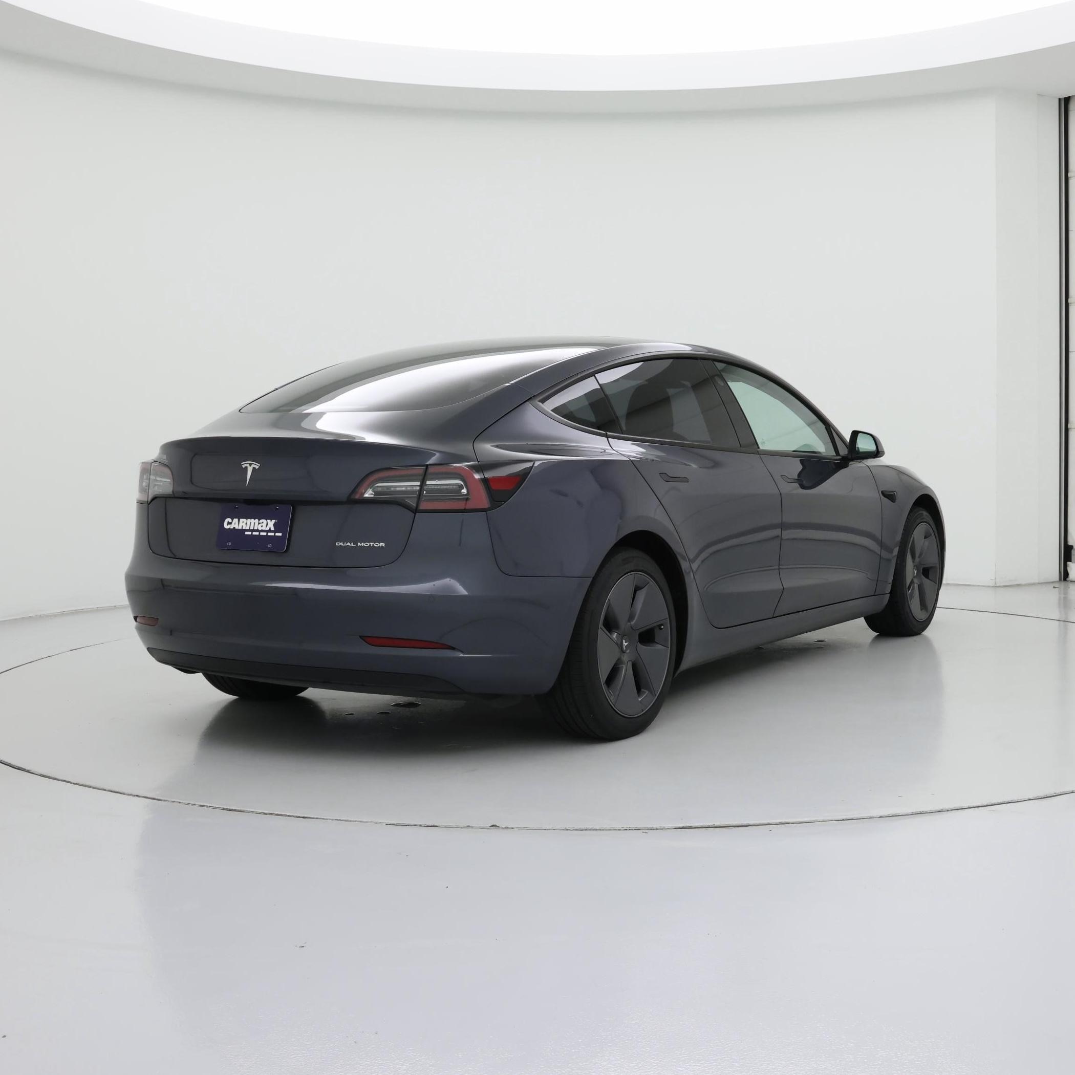 Thumbnail: 2022 Tesla Model 3 - 8