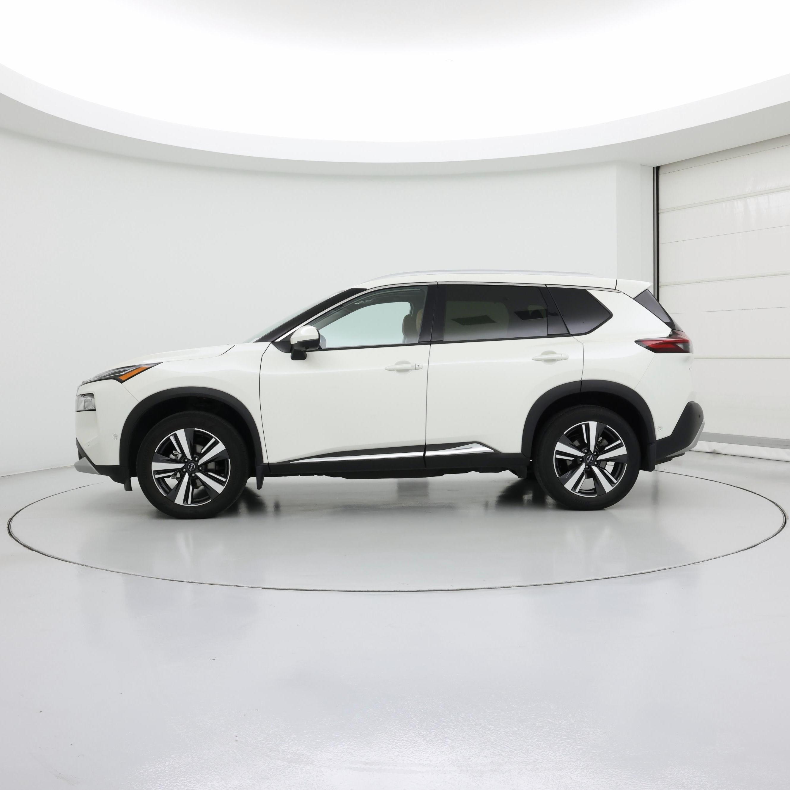 Thumbnail: 2023 Nissan Rogue - 3