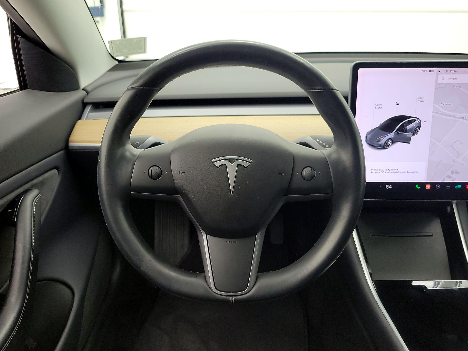 Thumbnail: 2019 Tesla Model 3 - 10