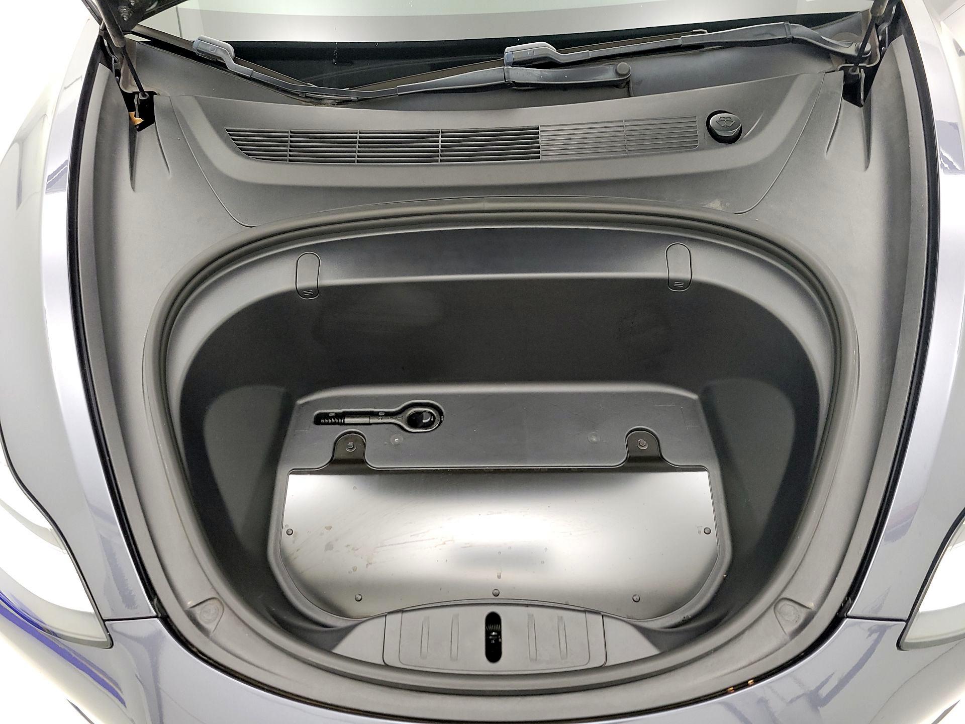 Thumbnail: 2019 Tesla Model 3 - 20