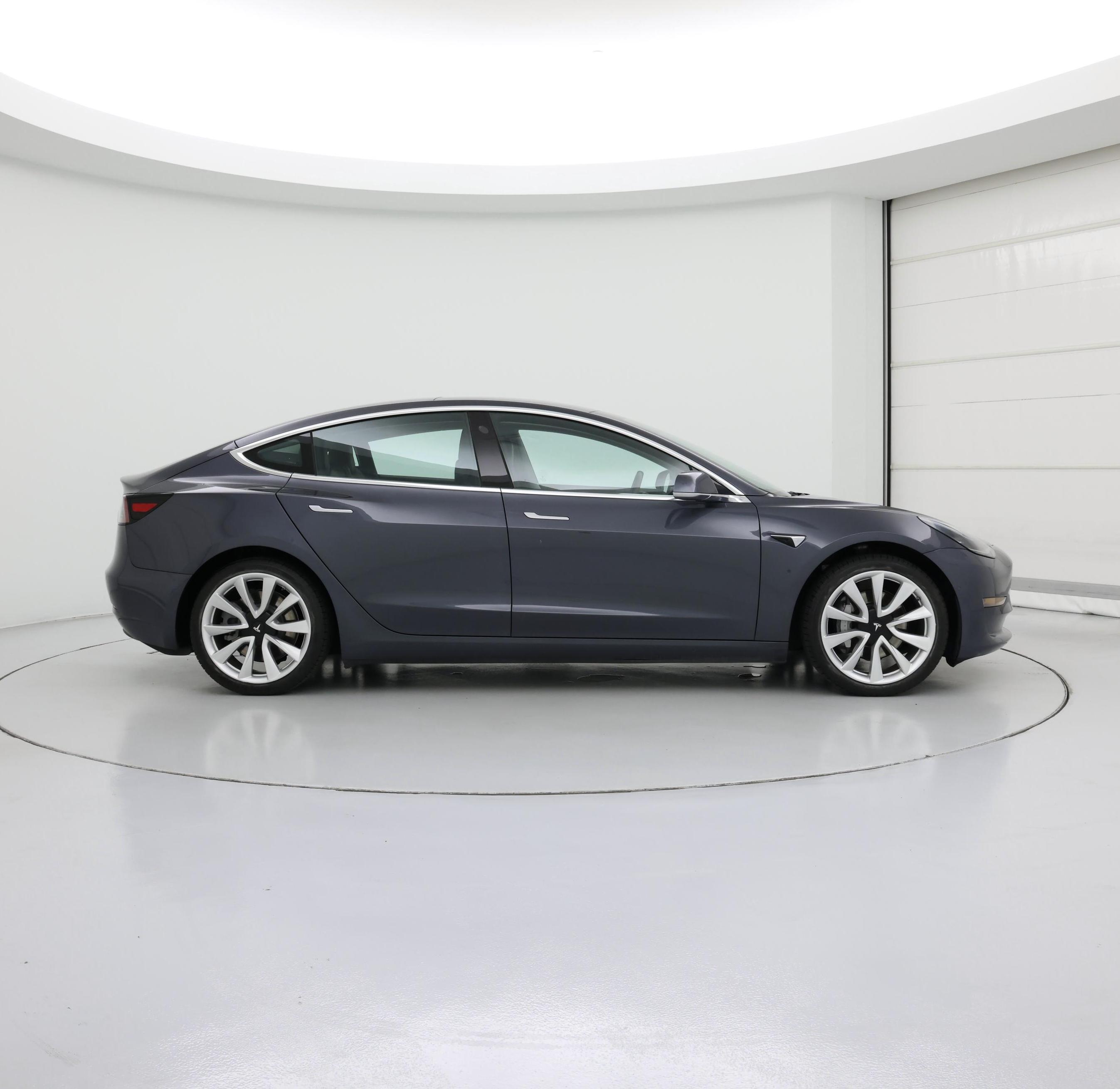 Thumbnail: 2019 Tesla Model 3 - 7