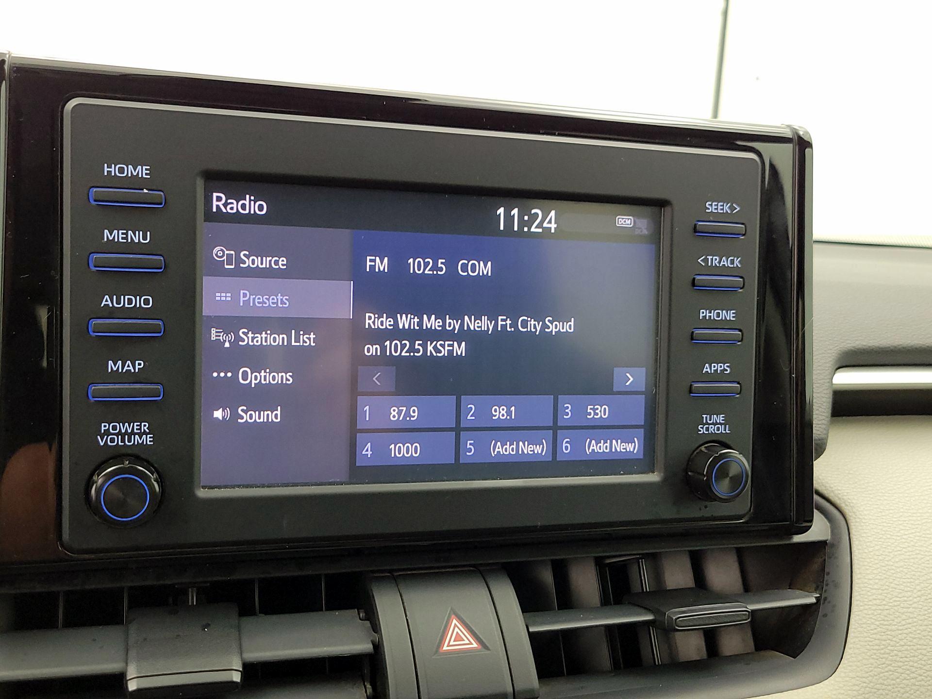 Thumbnail: 2019 Toyota RAV4 - 15