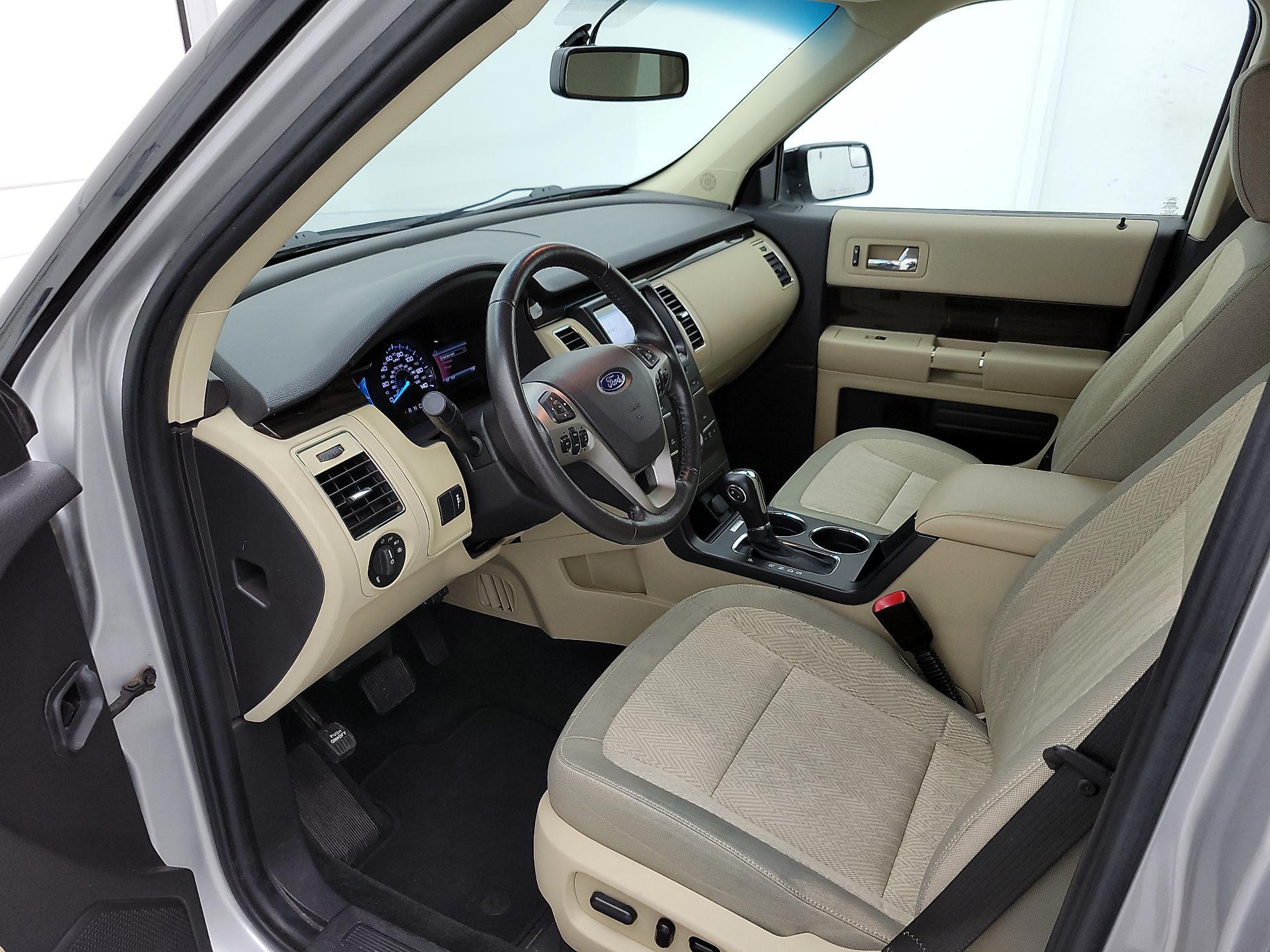 Thumbnail: 2016 Ford Flex - 11