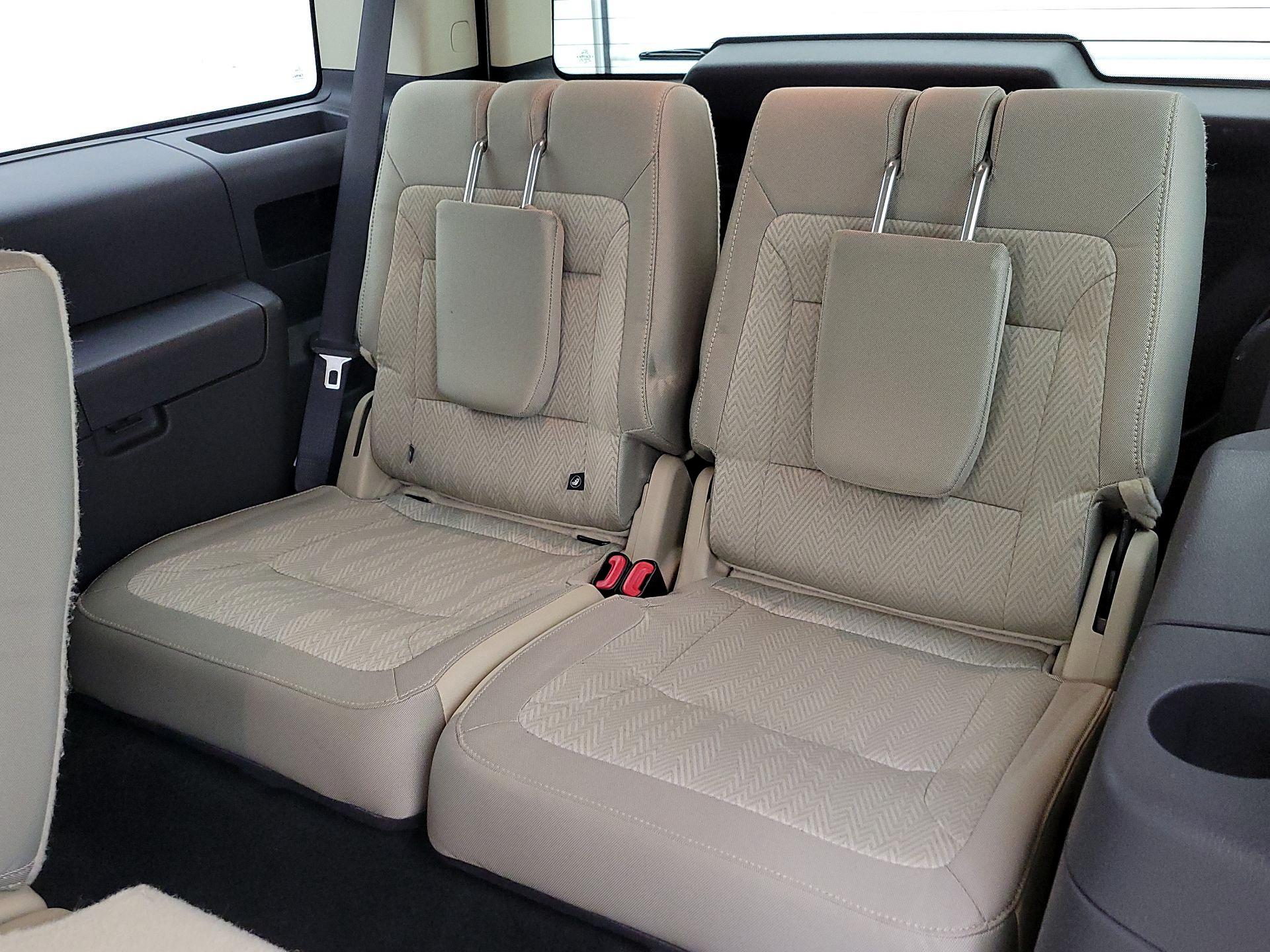 Thumbnail: 2016 Ford Flex - 20