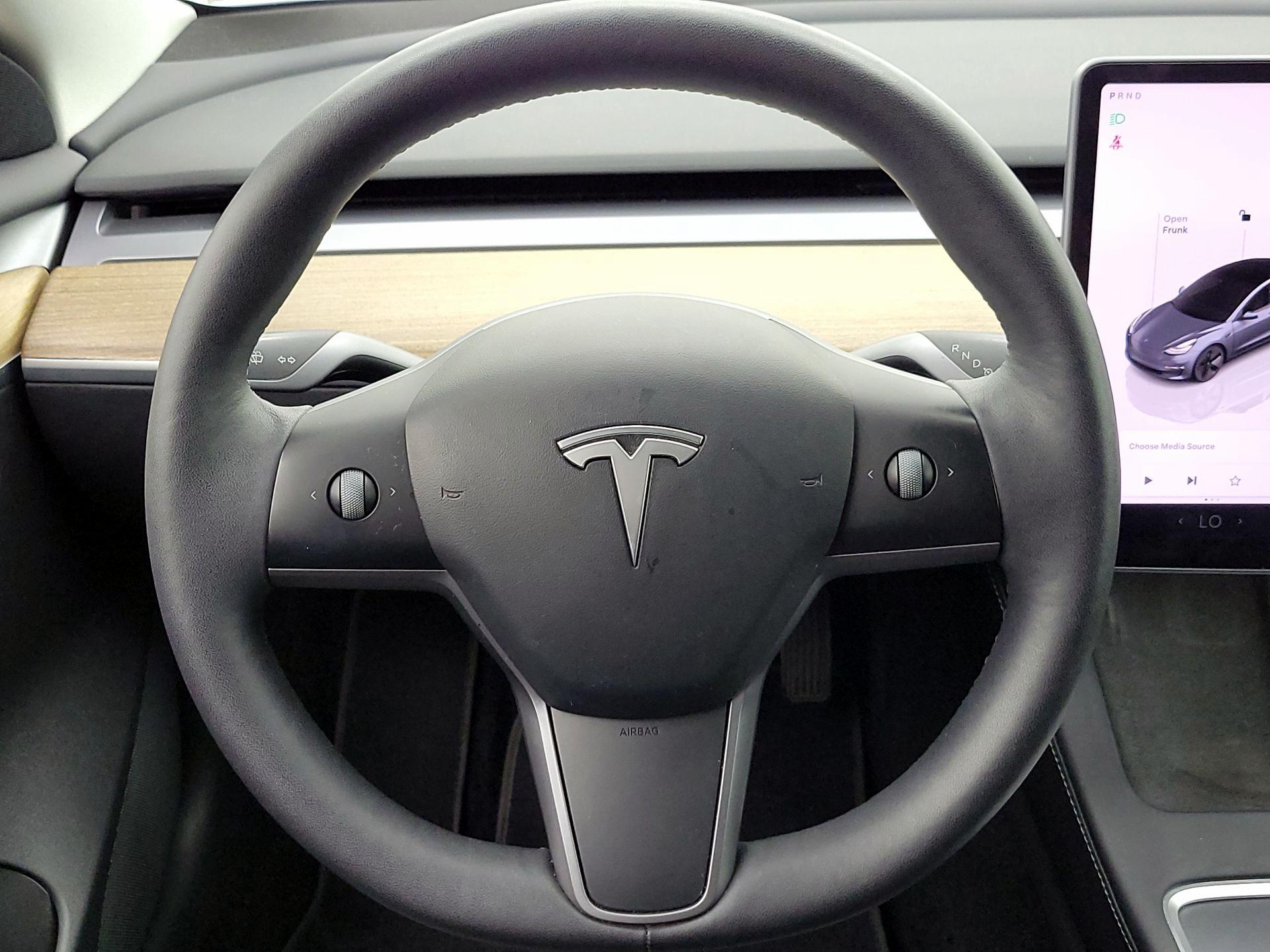 Thumbnail: 2022 Tesla Model 3 - 10