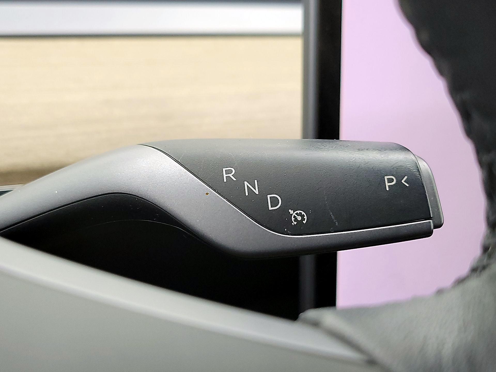 Thumbnail: 2022 Tesla Model 3 - 17