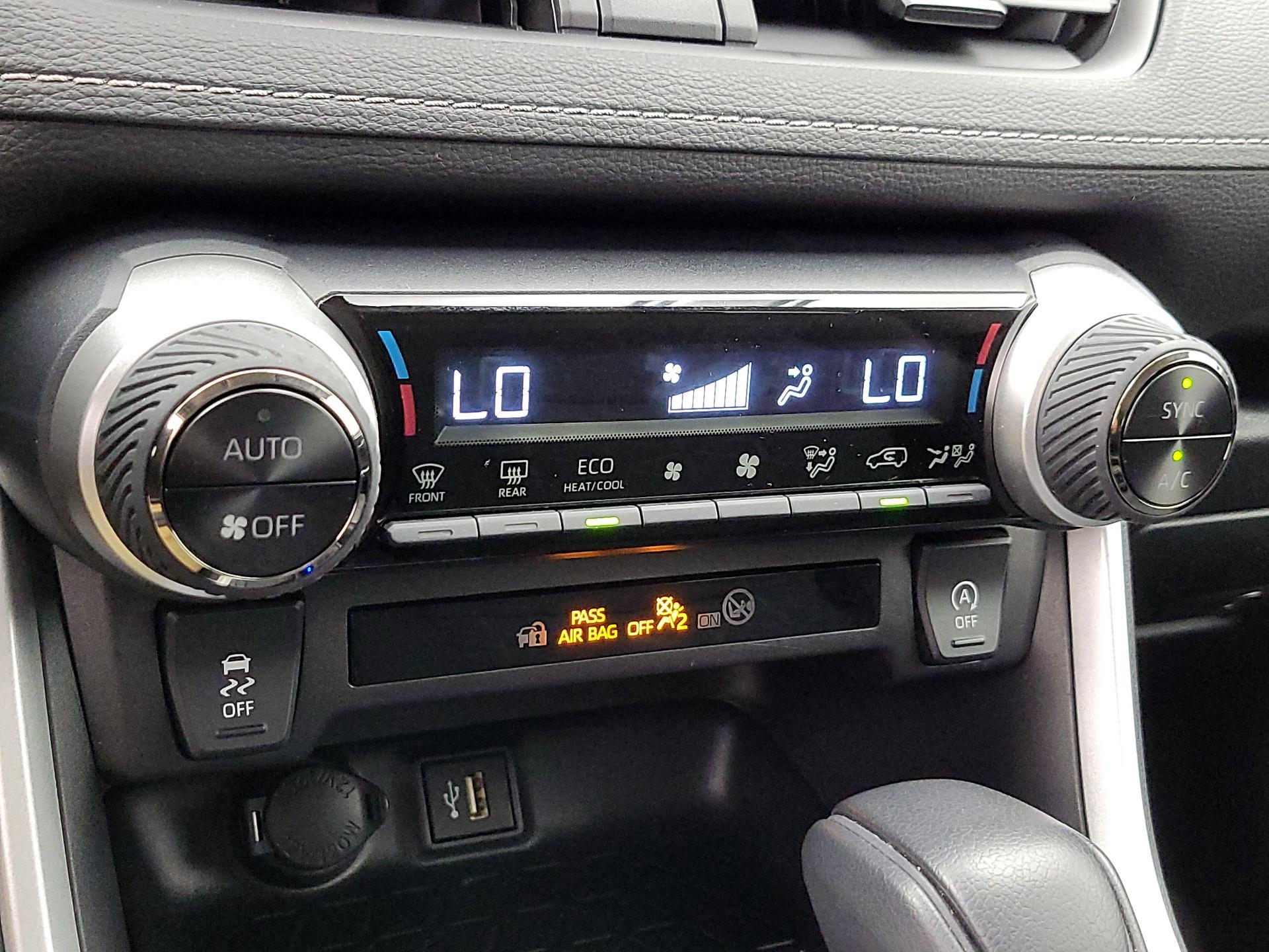 Thumbnail: 2025 Toyota RAV4 - 16