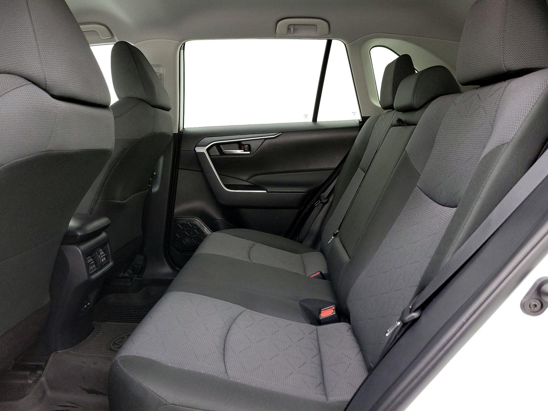 Thumbnail: 2025 Toyota RAV4 - 19