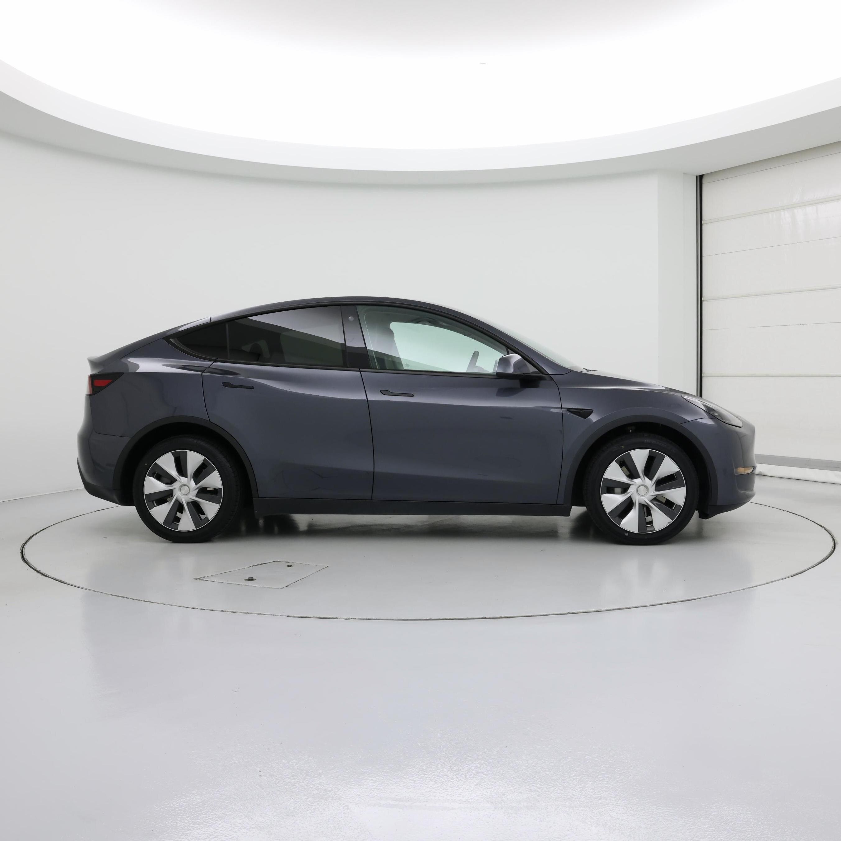 Thumbnail: 2023 Tesla Model Y - 7