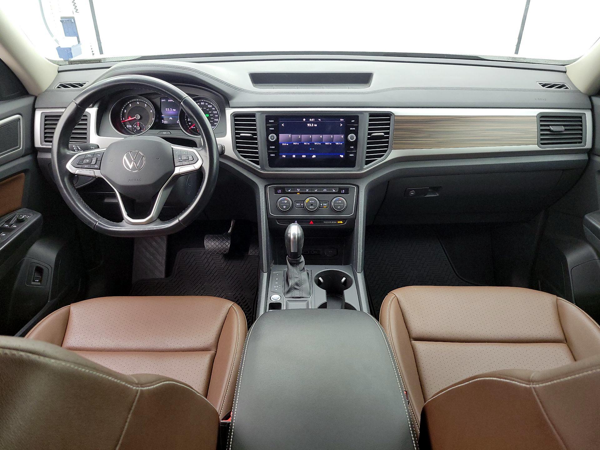 Thumbnail: 2021 Volkswagen Atlas - 9