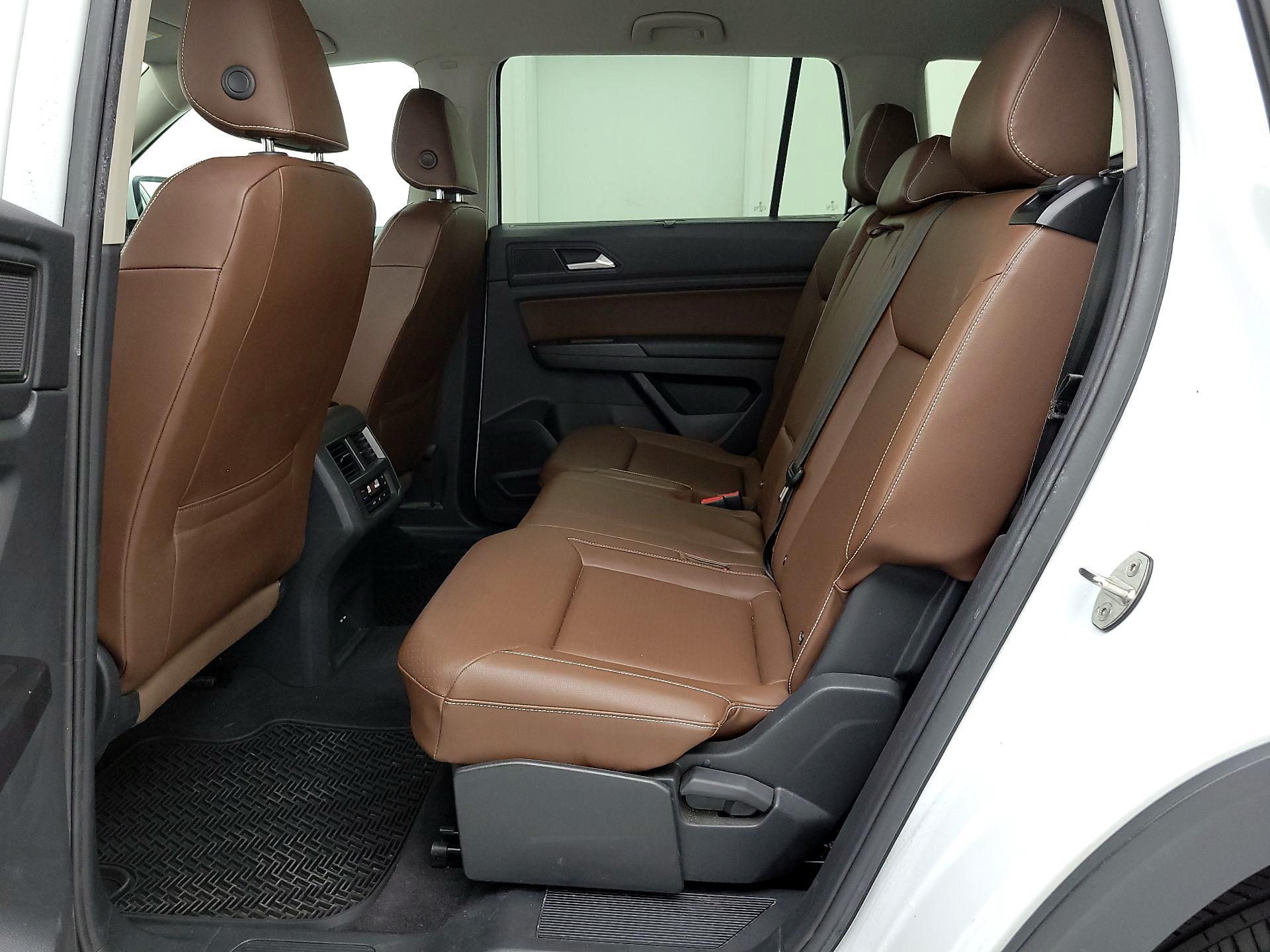 Thumbnail: 2021 Volkswagen Atlas - 19