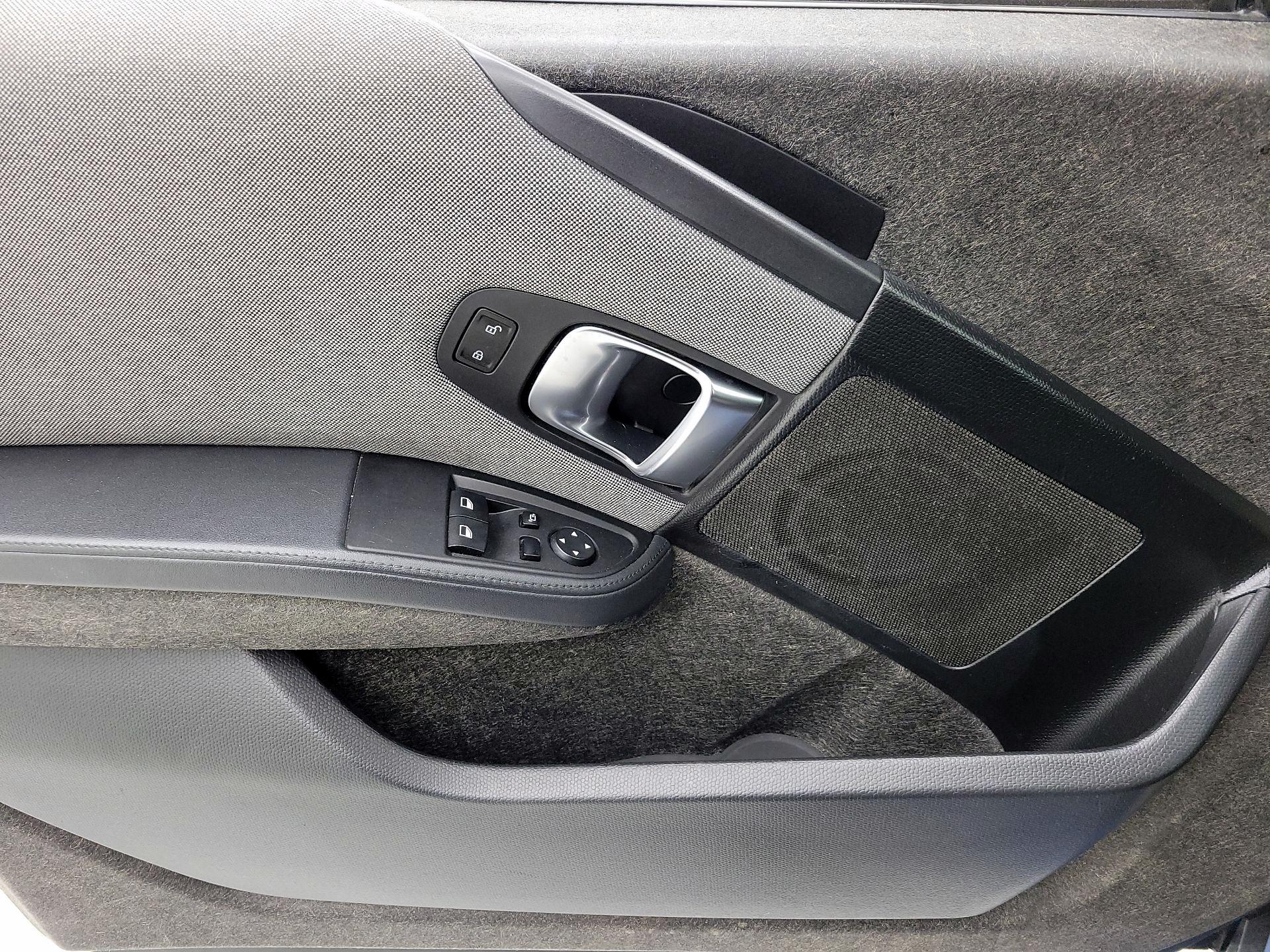 Thumbnail: 2017 BMW i3 - 12