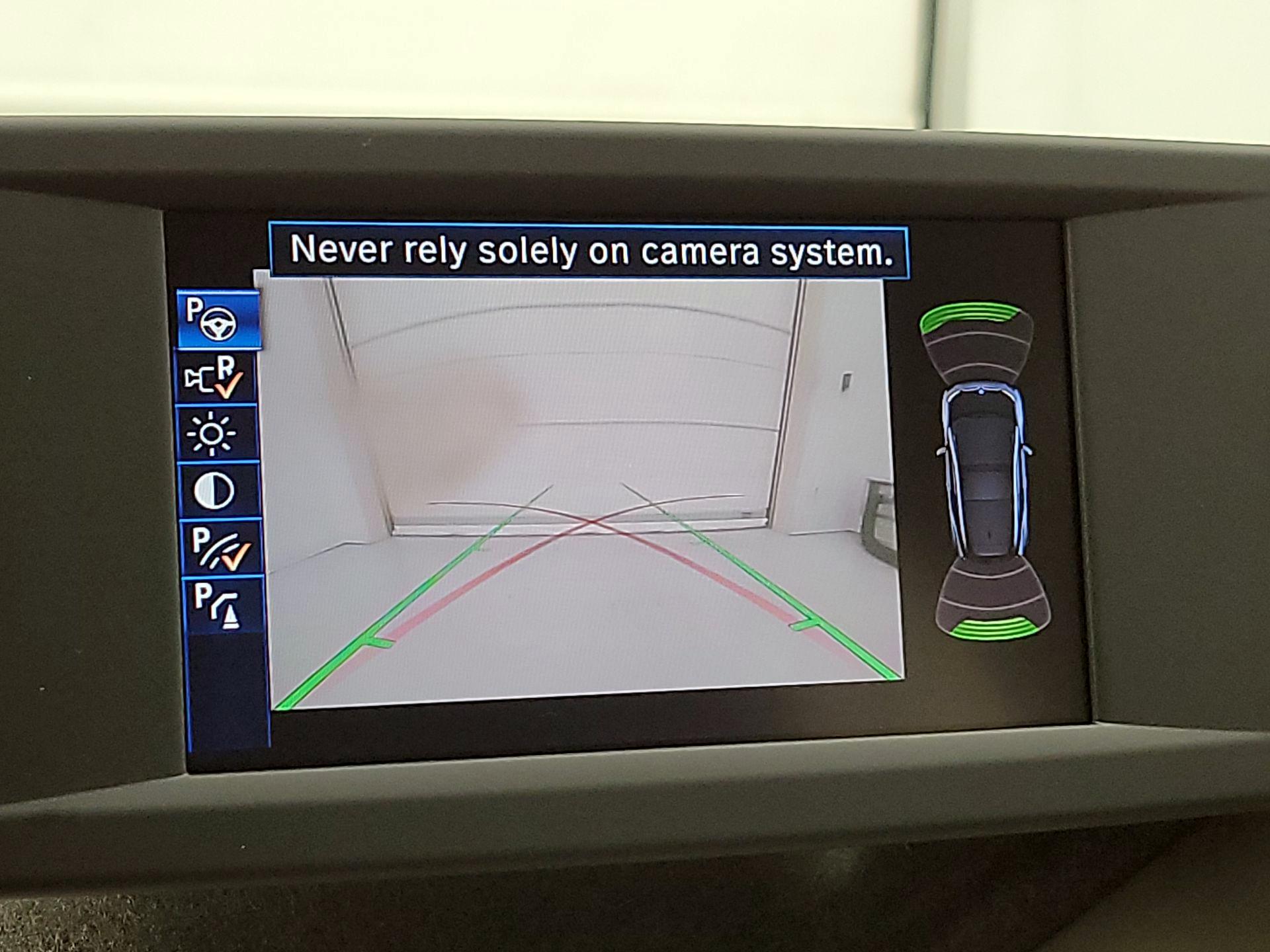 Thumbnail: 2017 BMW i3 - 15