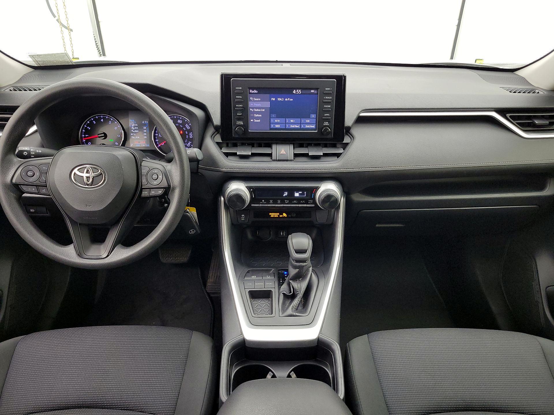 Thumbnail: 2019 Toyota RAV4 - 9