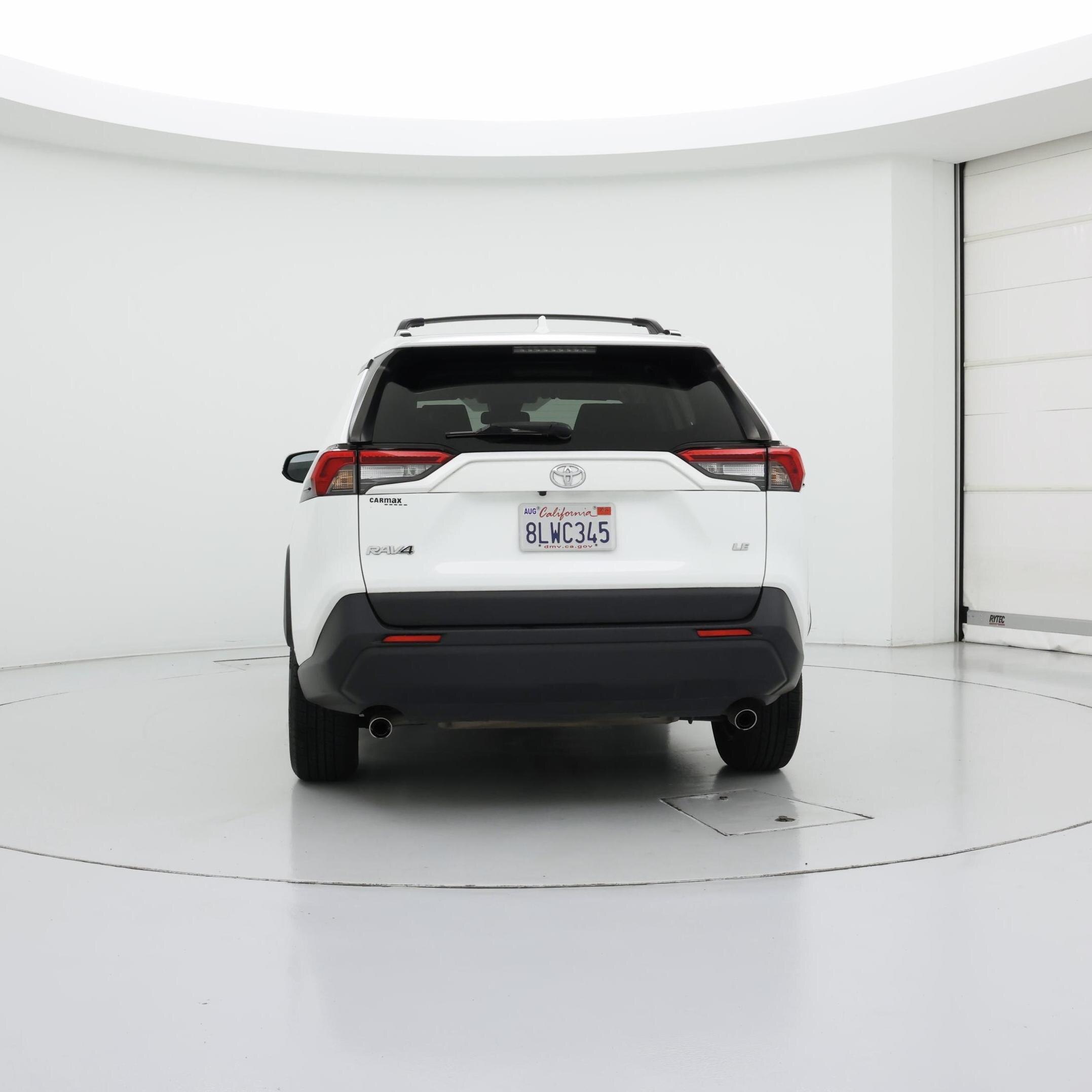Thumbnail: 2019 Toyota RAV4 - 6