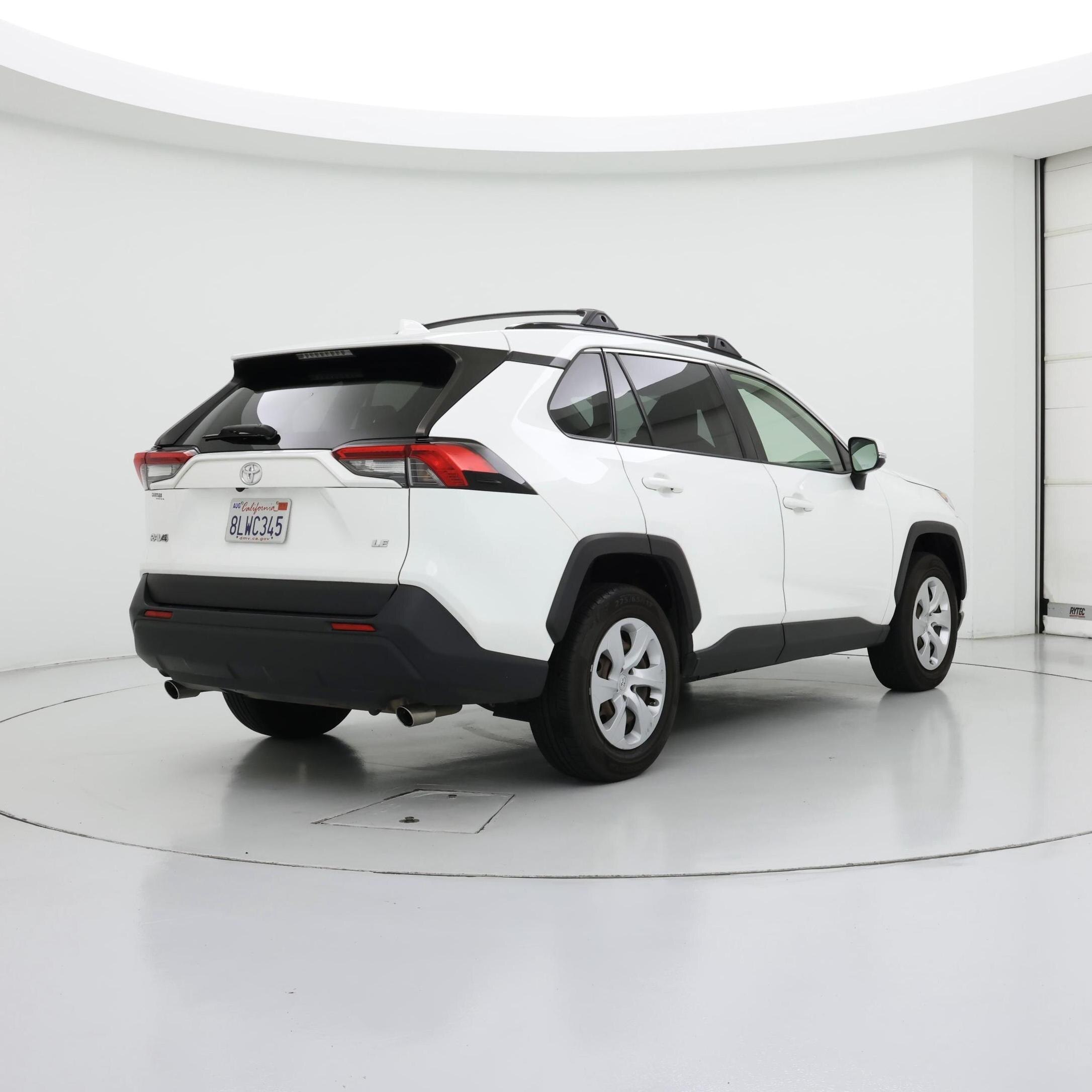 Thumbnail: 2019 Toyota RAV4 - 8