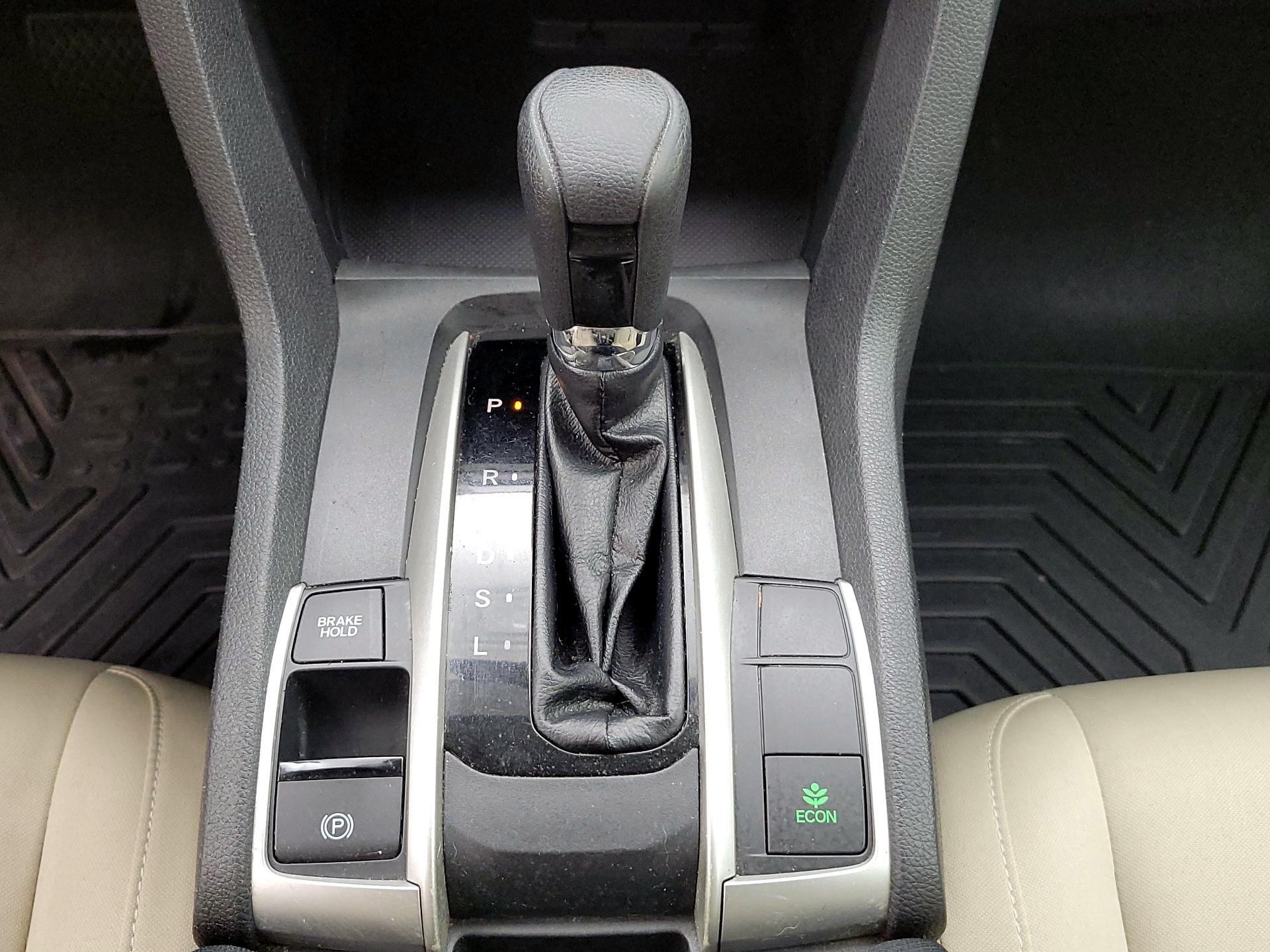 Thumbnail: 2017 Honda Civic - 17