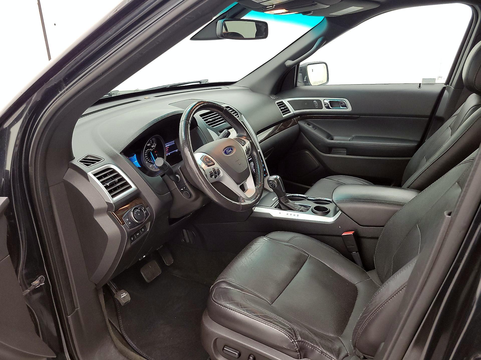 Thumbnail: 2014 Ford Explorer - 11