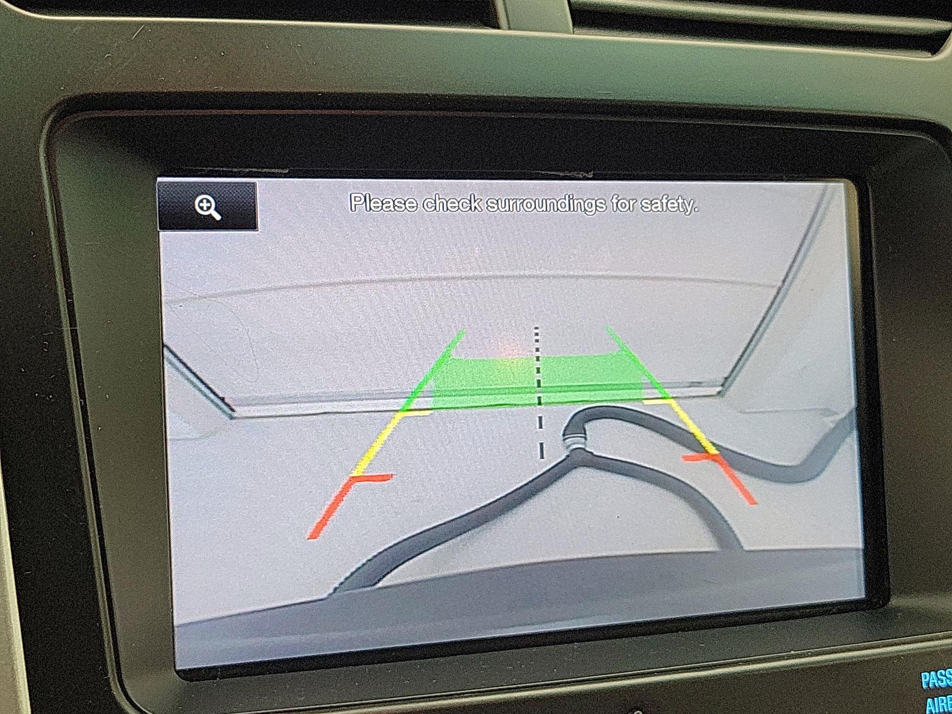 Thumbnail: 2014 Ford Explorer - 15