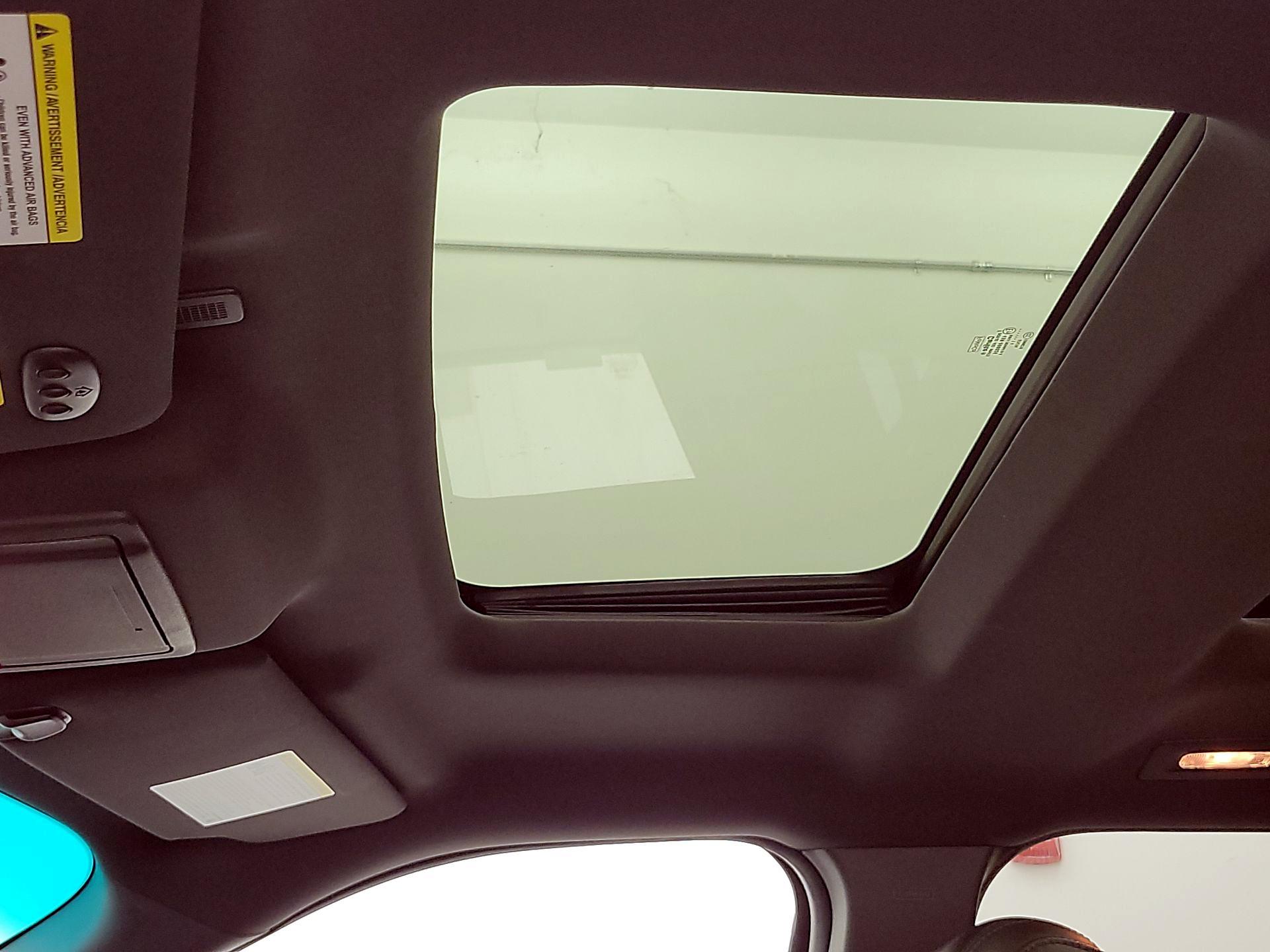 Thumbnail: 2014 Ford Explorer - 20