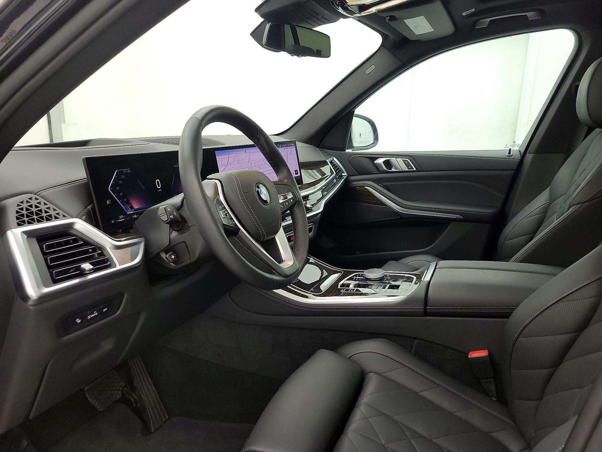 Thumbnail: 2025 BMW X5 - 11