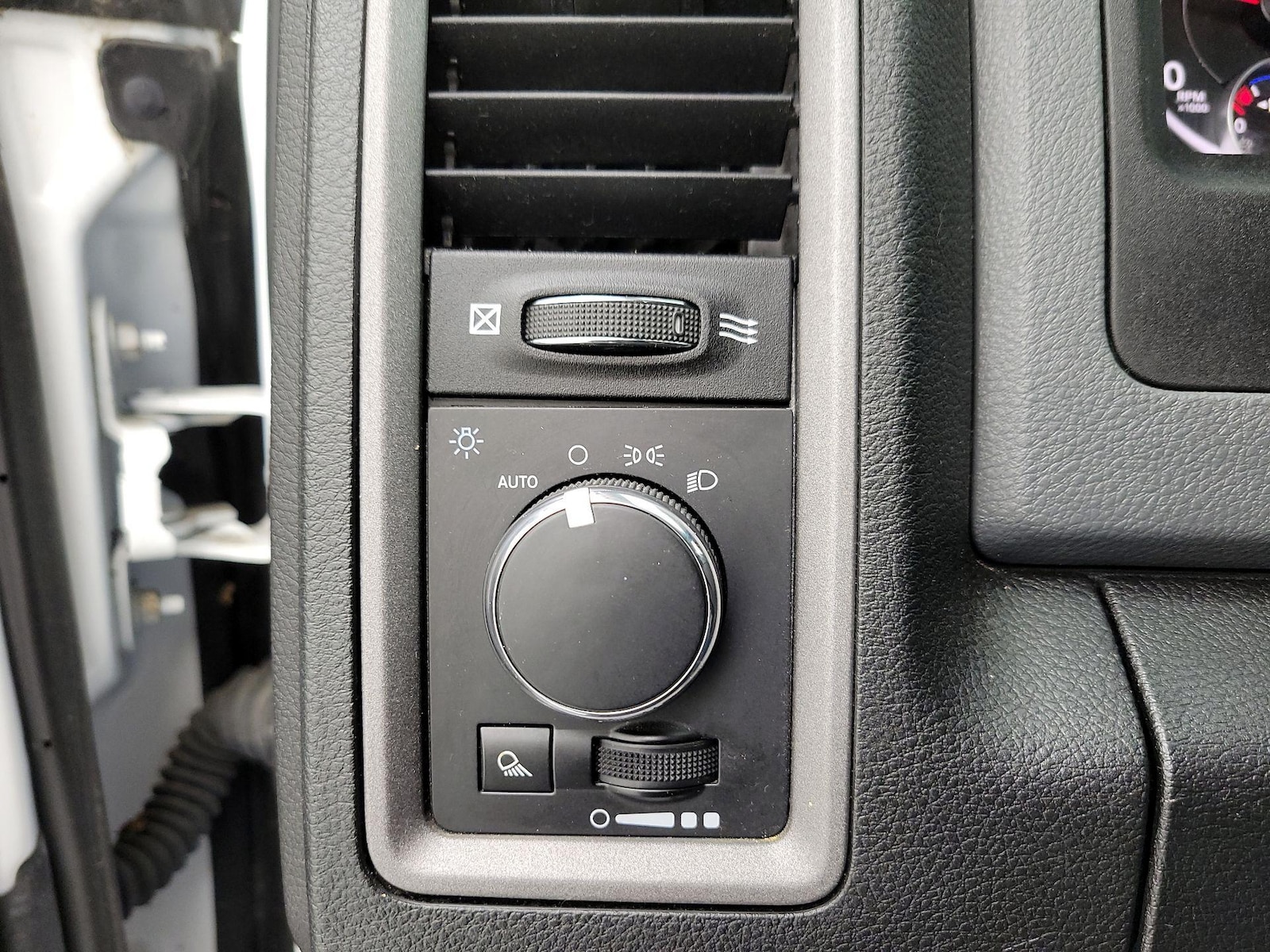 2018 RAM Ram 1500 Pickup Tradesman - Photo 14