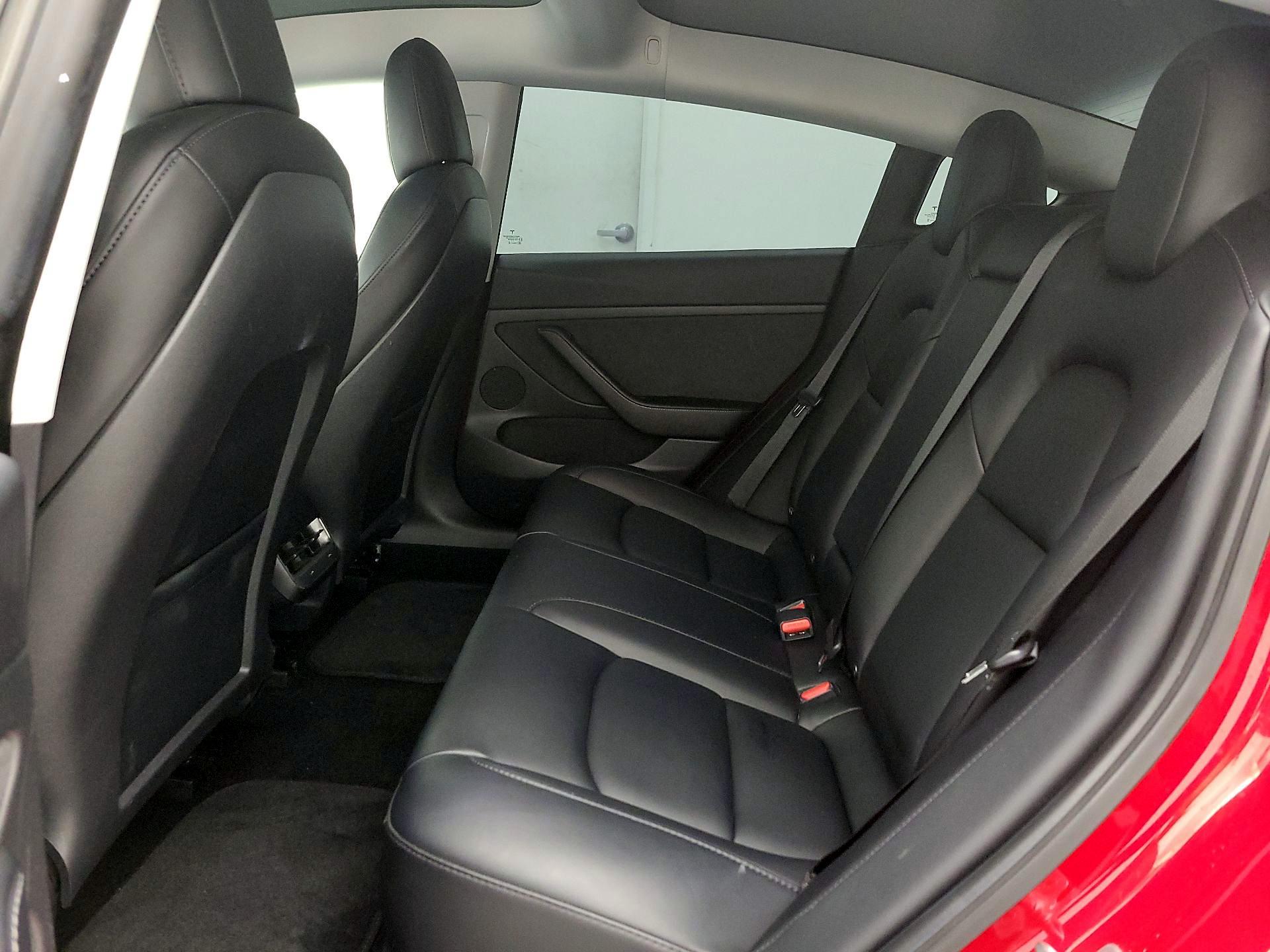 Thumbnail: 2021 Tesla Model 3 - 19