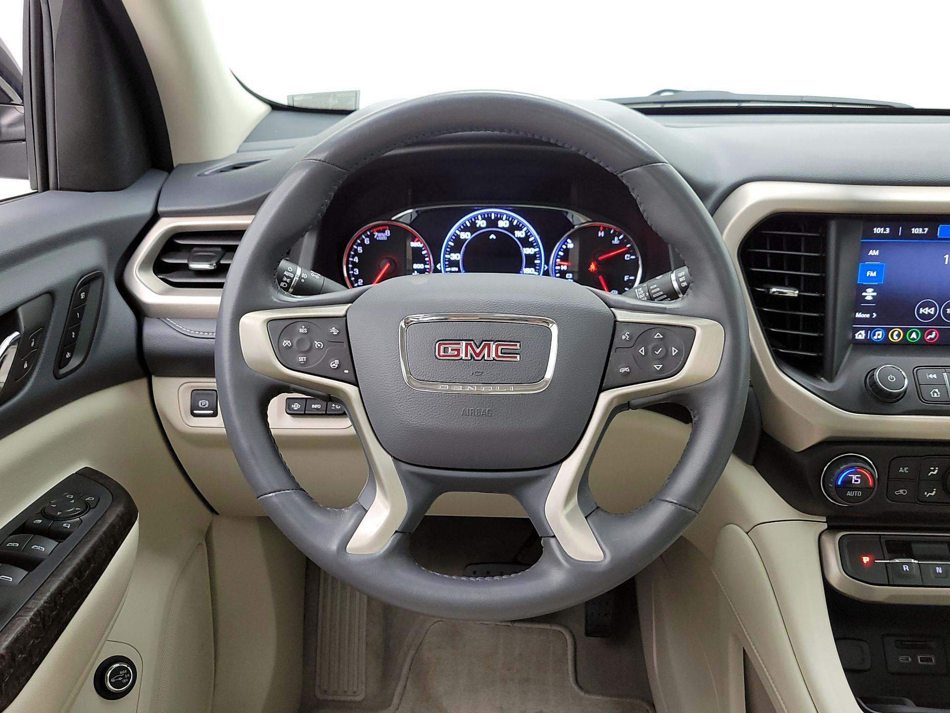 Thumbnail: 2022 GMC Acadia - 10