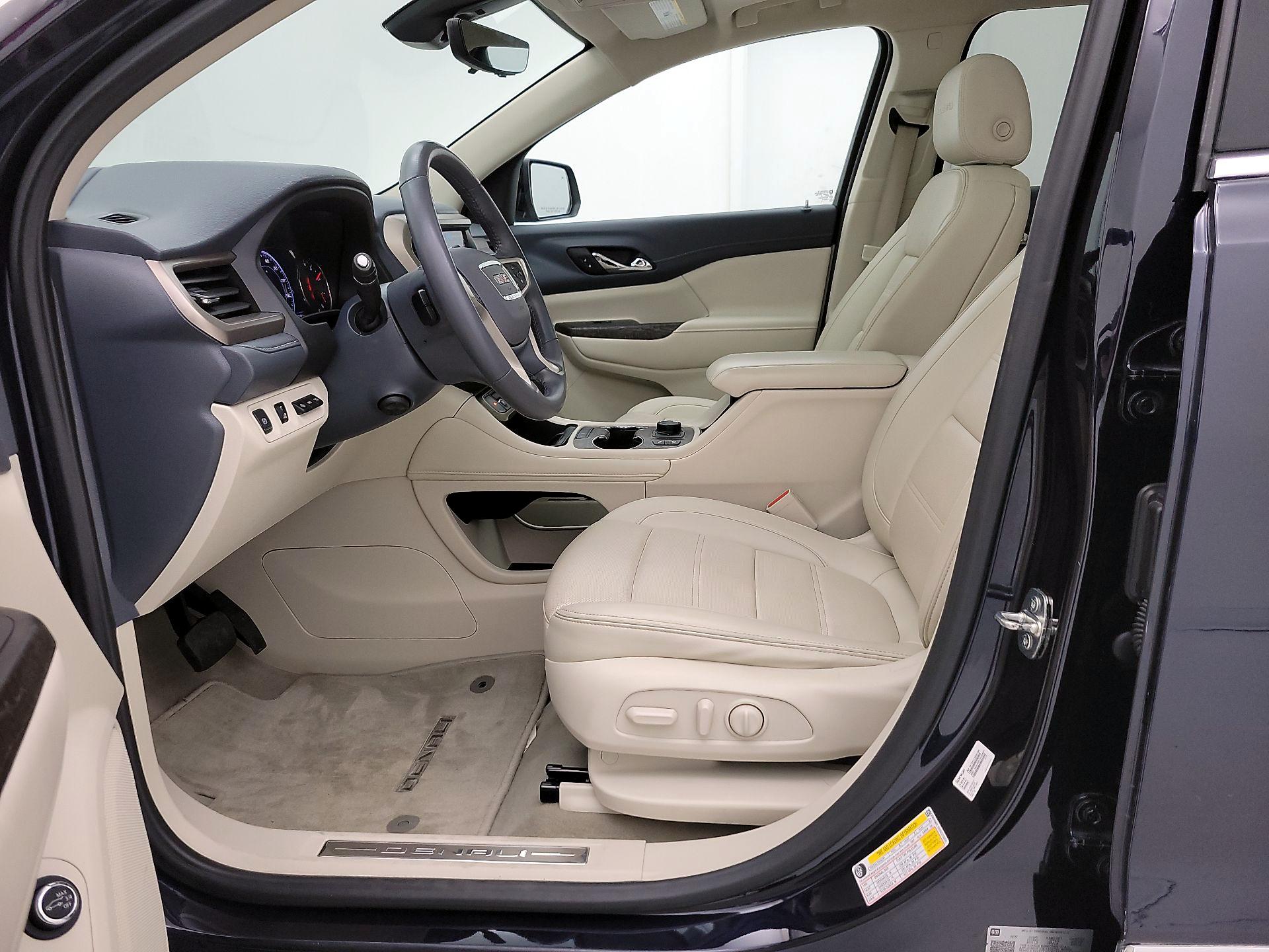 Thumbnail: 2022 GMC Acadia - 11