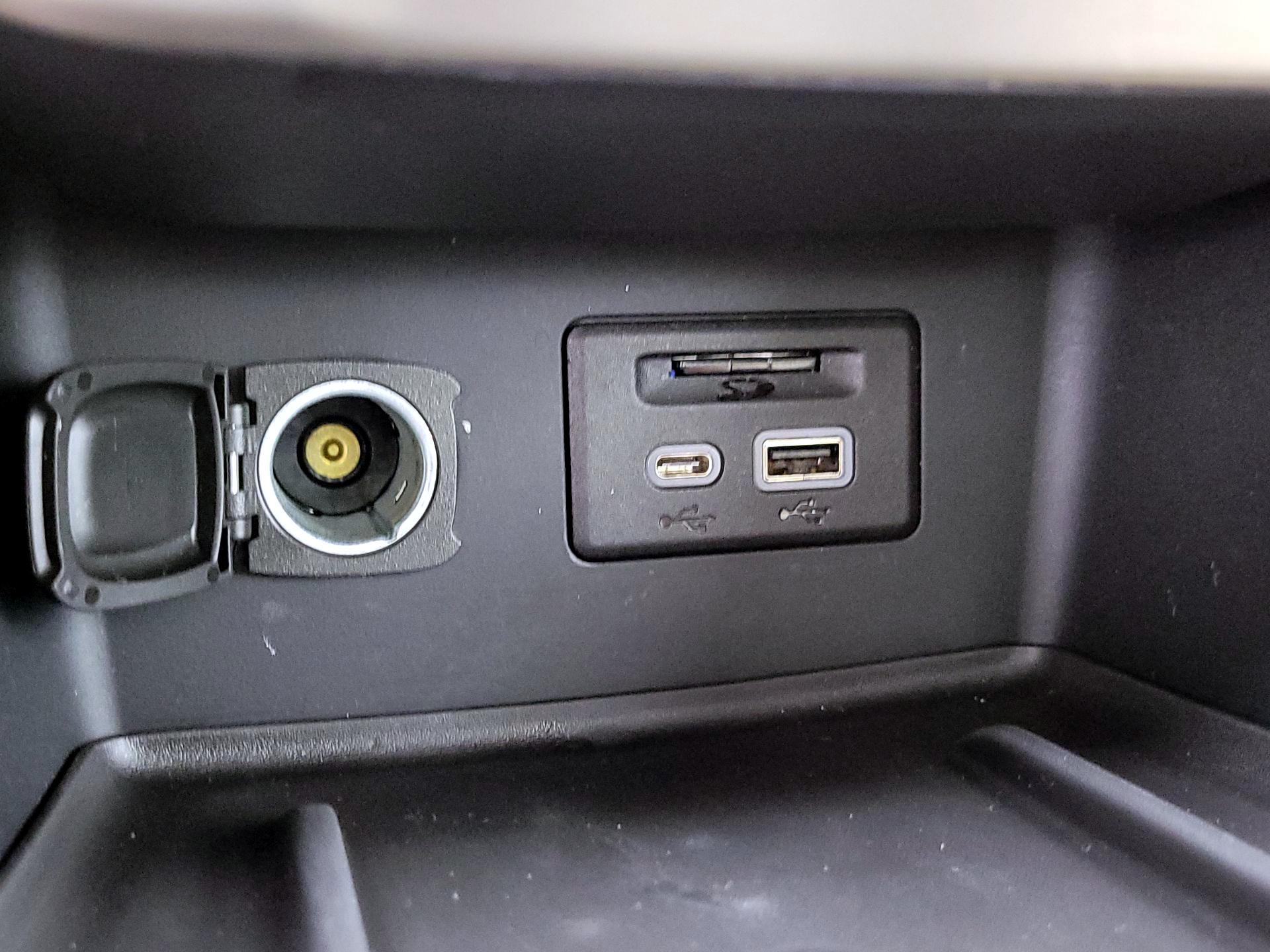 Thumbnail: 2022 GMC Acadia - 18