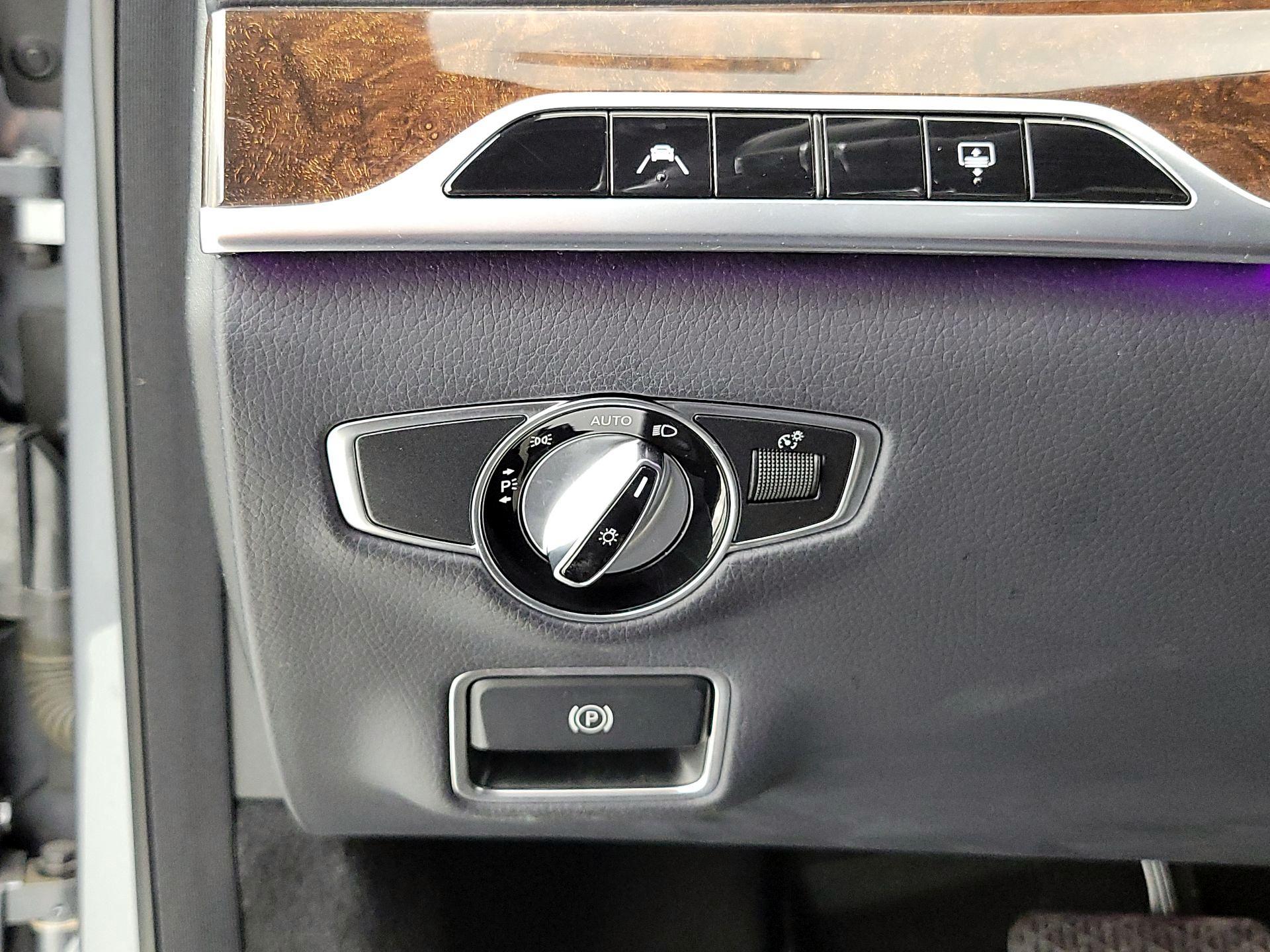 Thumbnail: 2019 Mercedes-Benz S-Class - 13