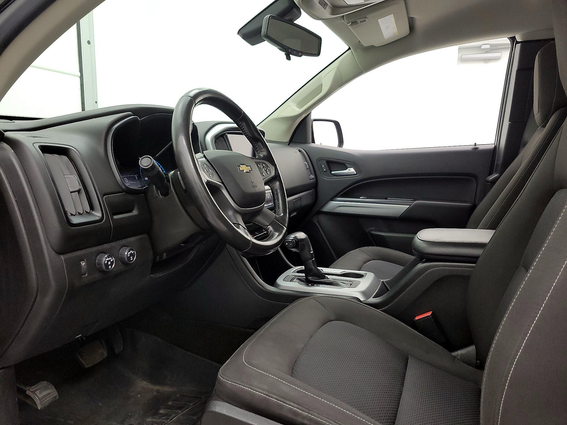 Thumbnail: 2017 Chevrolet Colorado - 11