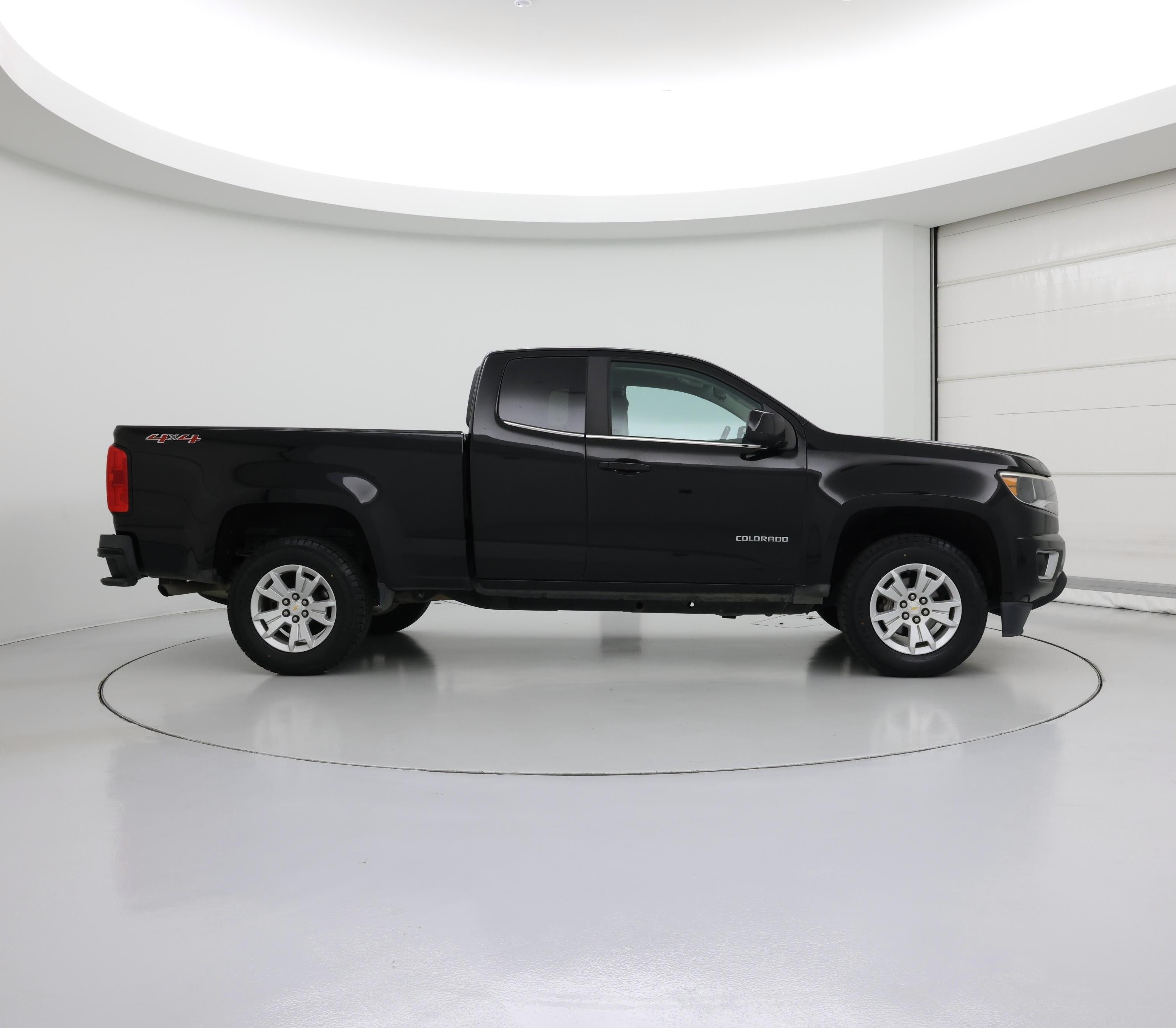 Thumbnail: 2017 Chevrolet Colorado - 7