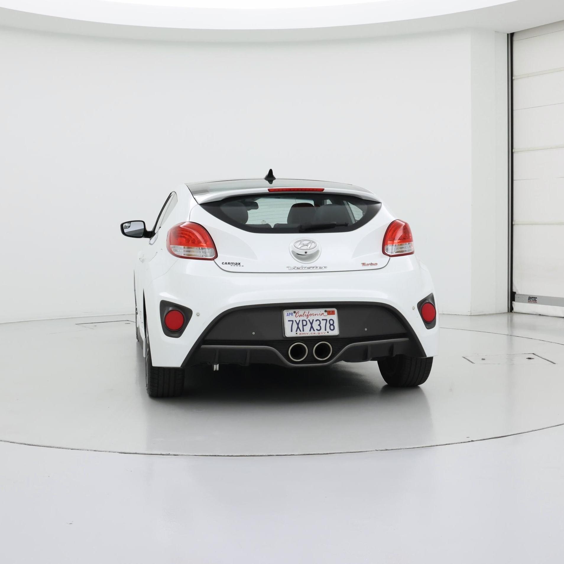 Thumbnail: 2016 Hyundai Veloster - 6