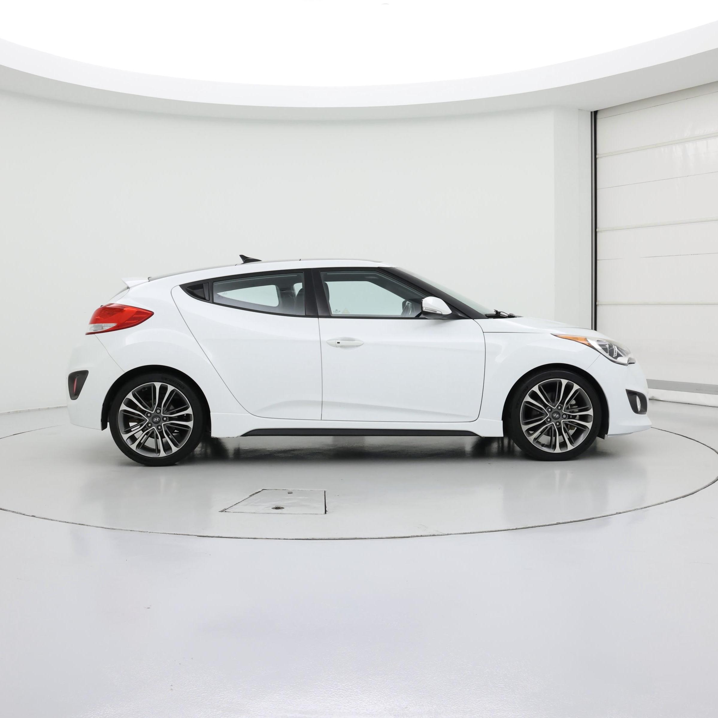 Thumbnail: 2016 Hyundai Veloster - 7