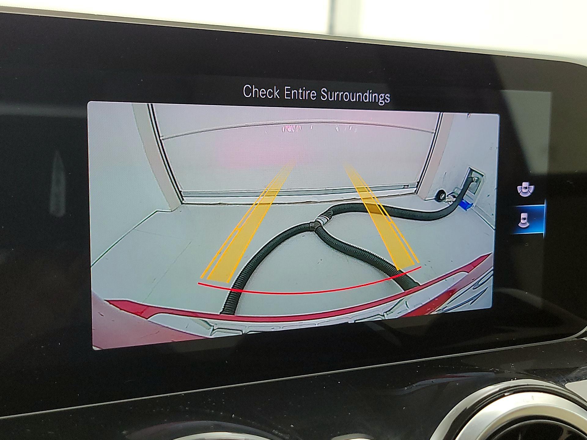 Thumbnail: 2021 Mercedes-Benz GLB - 14