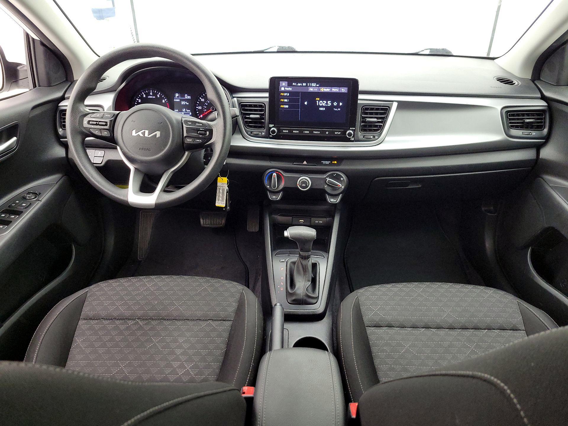 Thumbnail: 2022 Kia Rio - 9