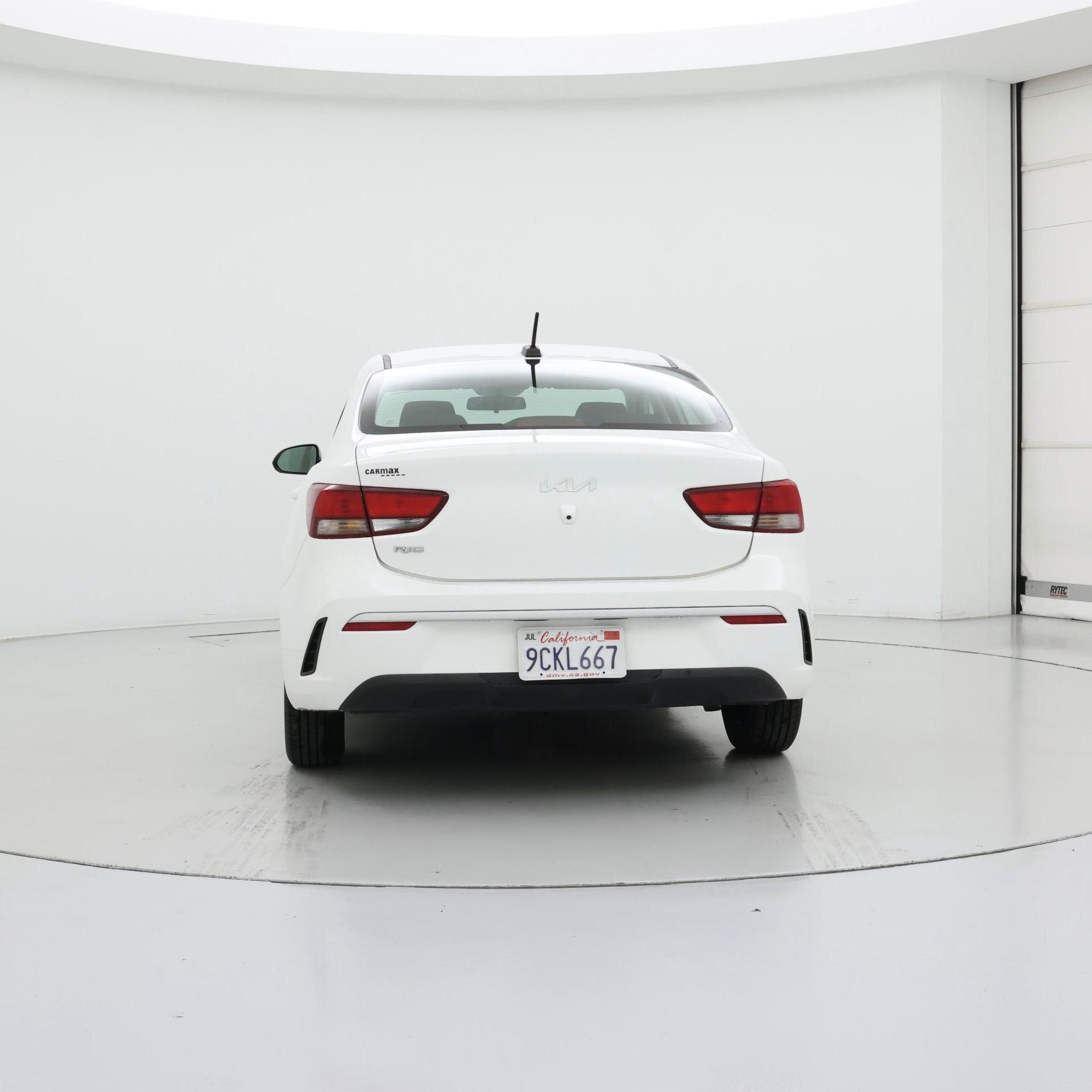 Thumbnail: 2022 Kia Rio - 6