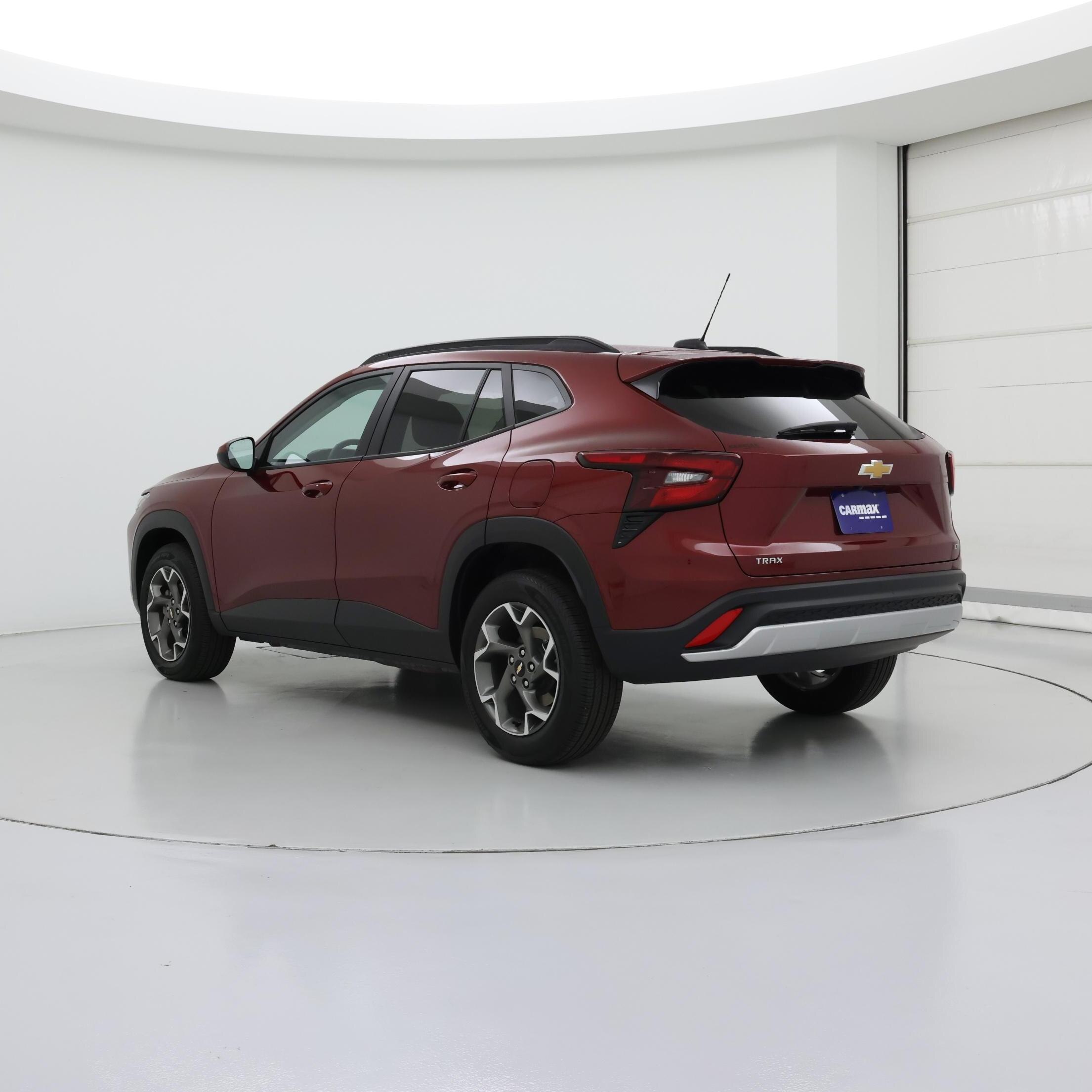 Thumbnail: 2025 Chevrolet Trax - 2