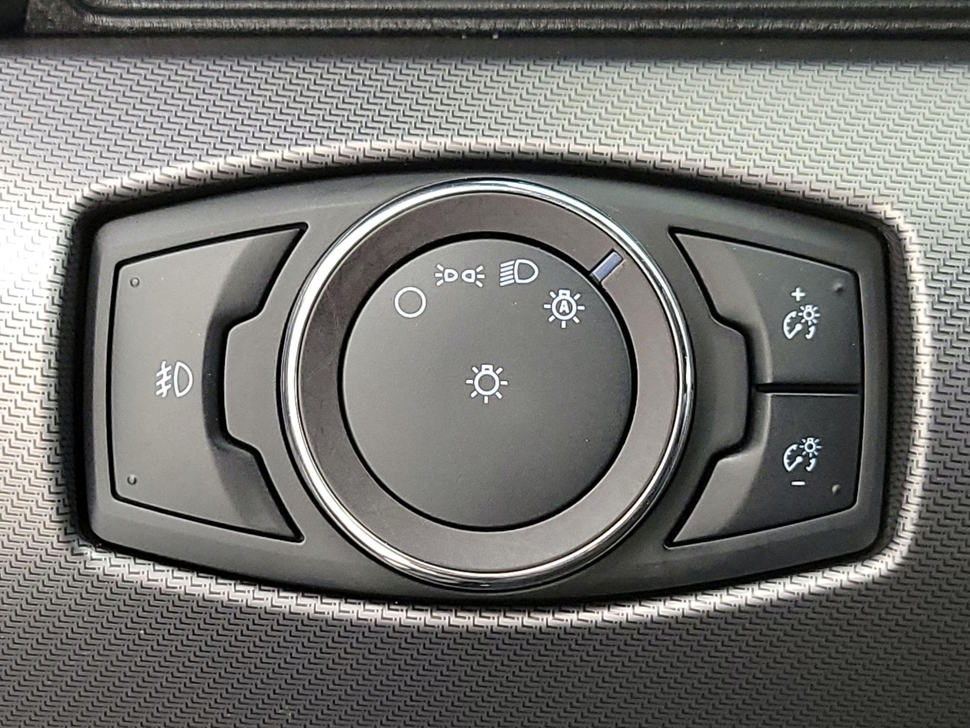 Thumbnail: 2019 Ford Mustang - 13