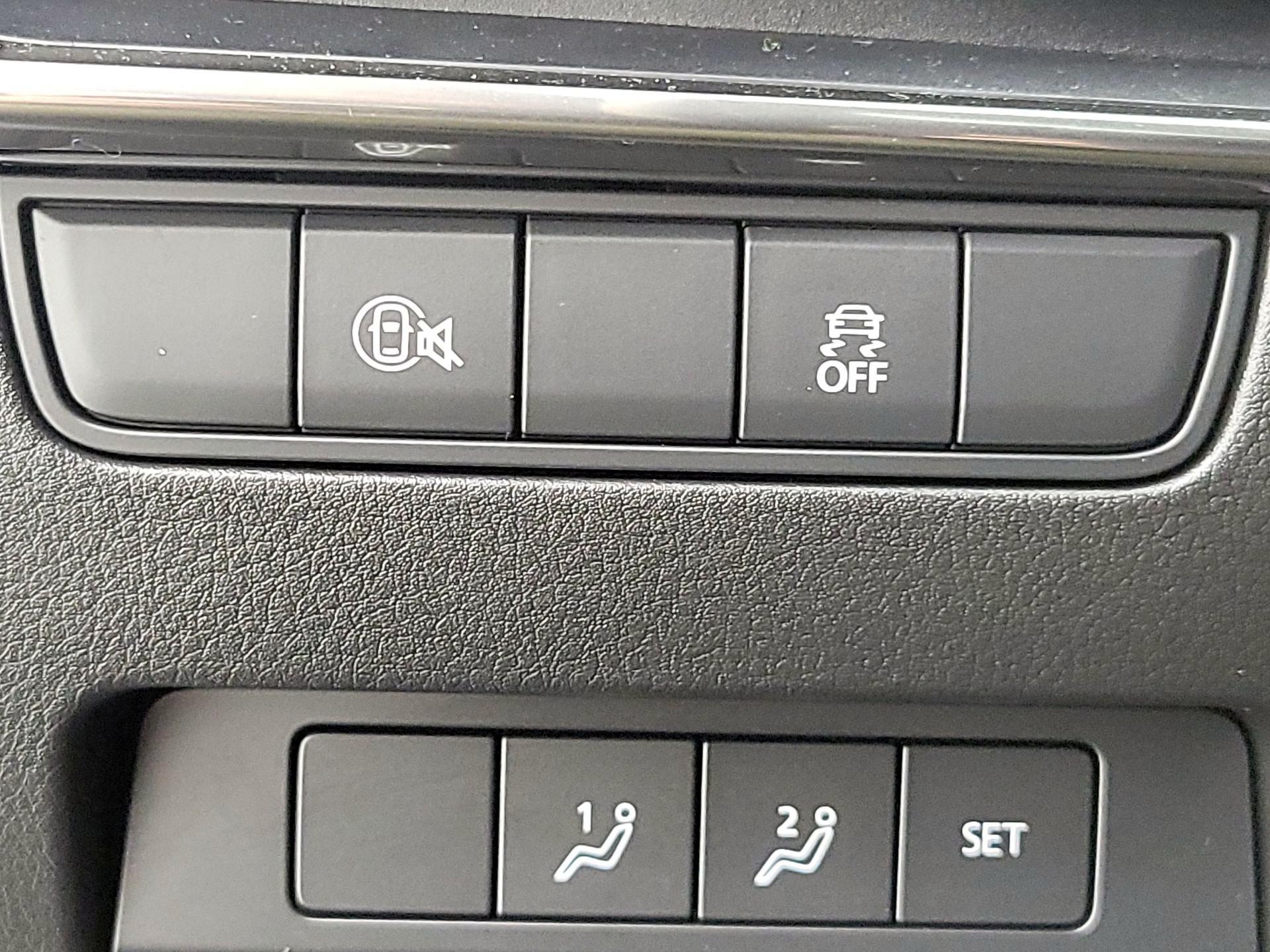 Thumbnail: 2025 Mazda Mazda3 - 13