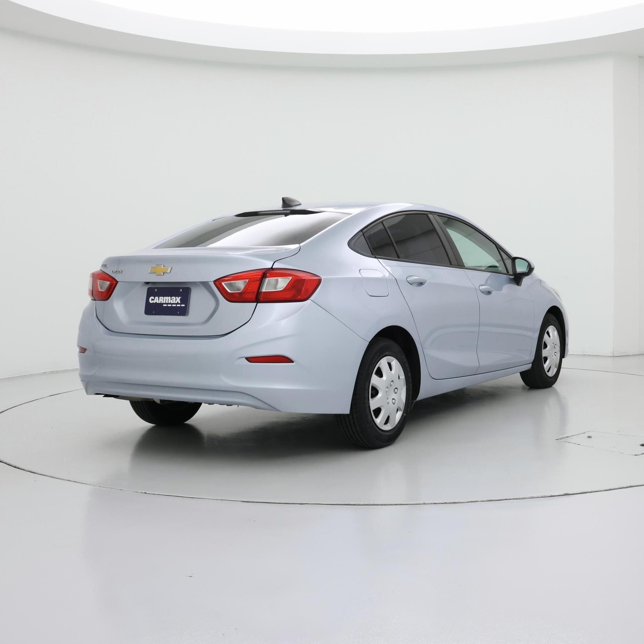 Thumbnail: 2018 Chevrolet Cruze - 8