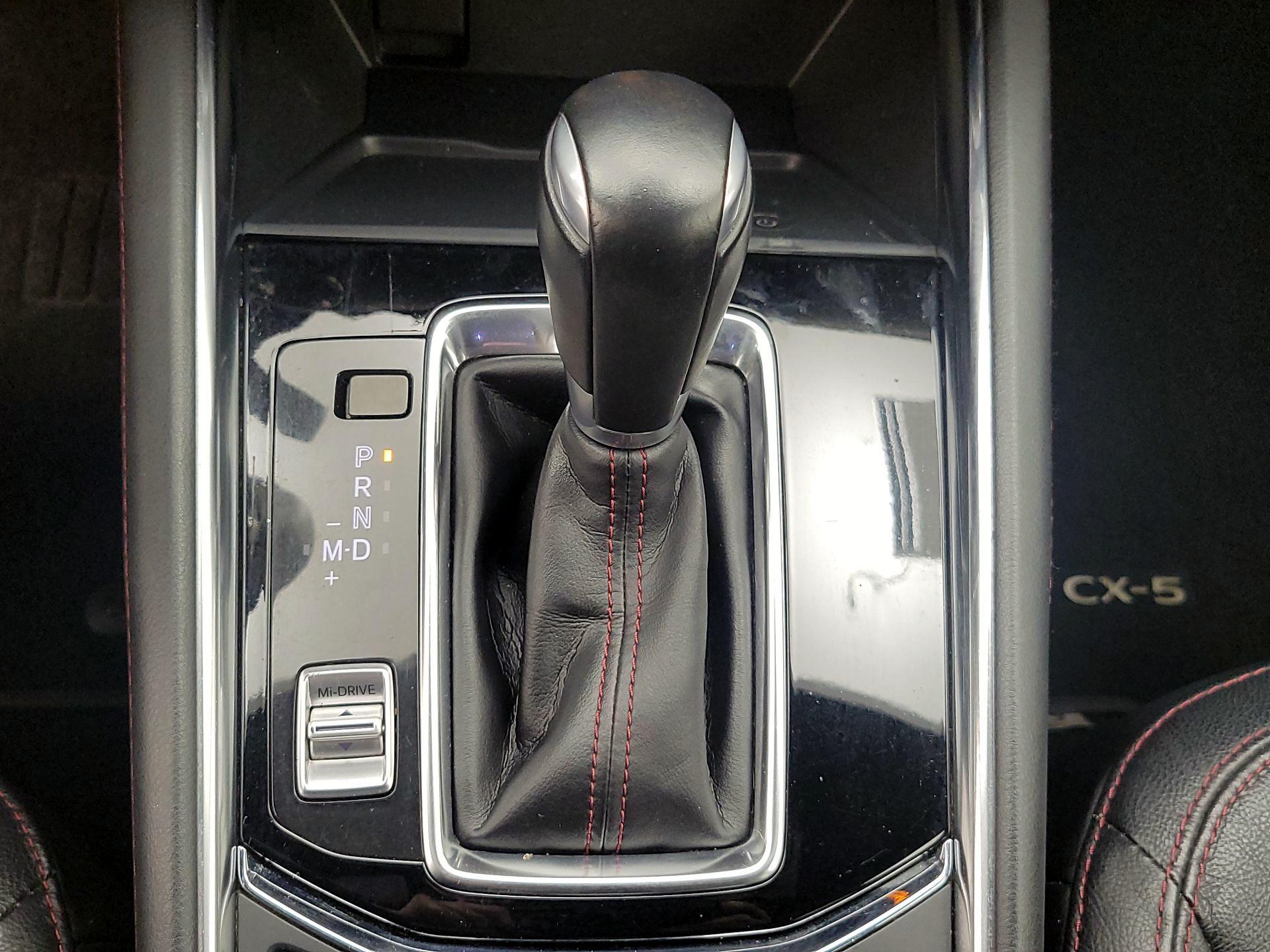 Thumbnail: 2022 Mazda CX-5 - 17