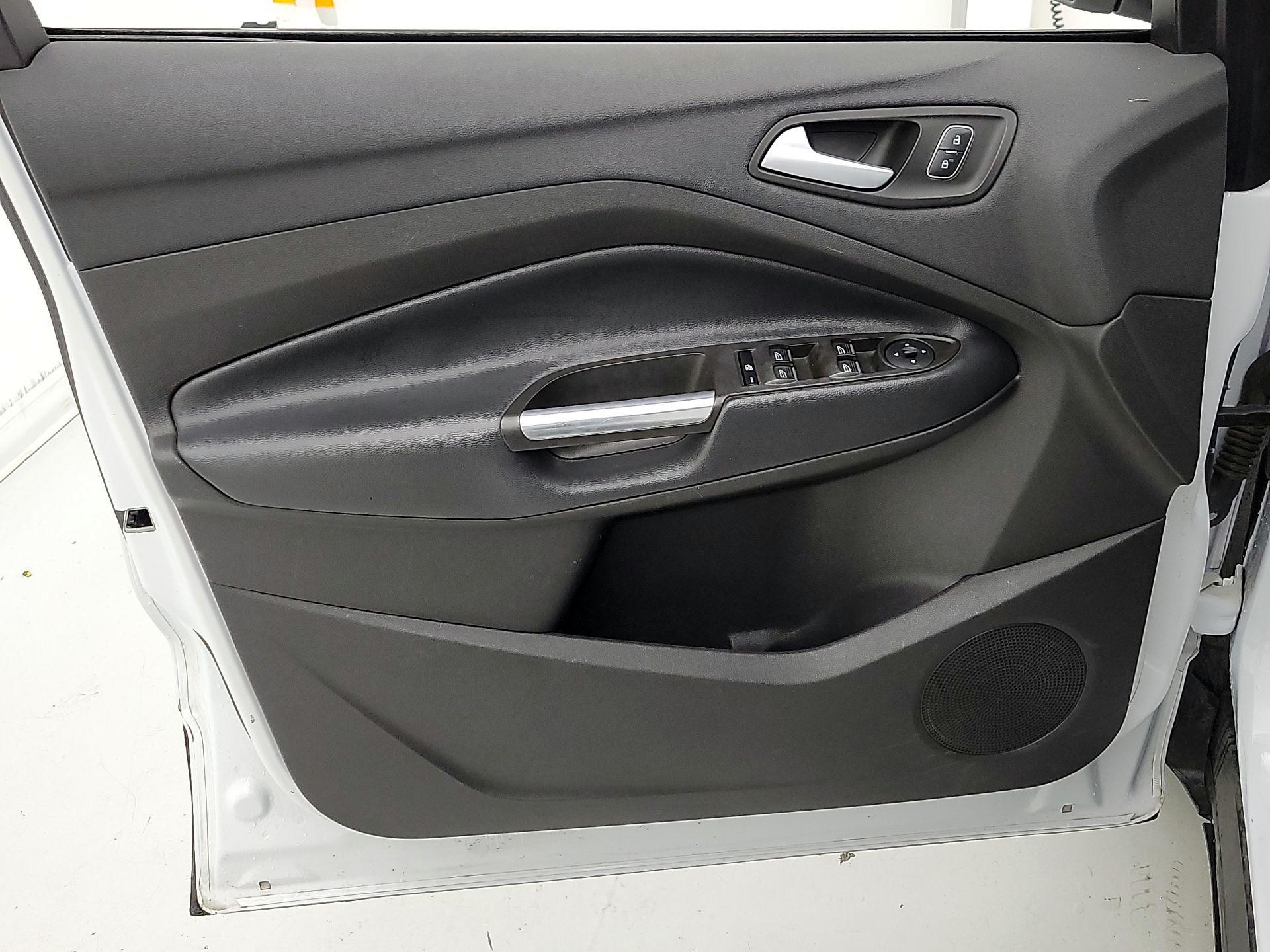 Thumbnail: 2019 Ford Escape - 12