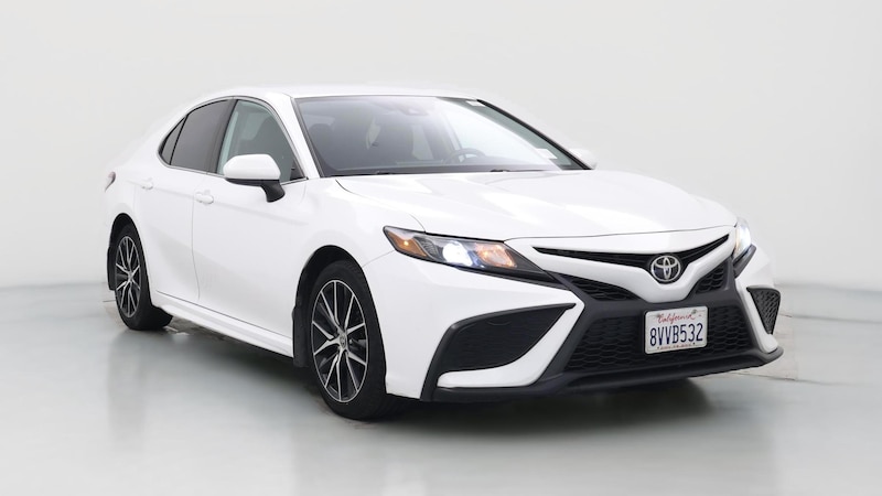 2021 Toyota Camry SE Hero Image