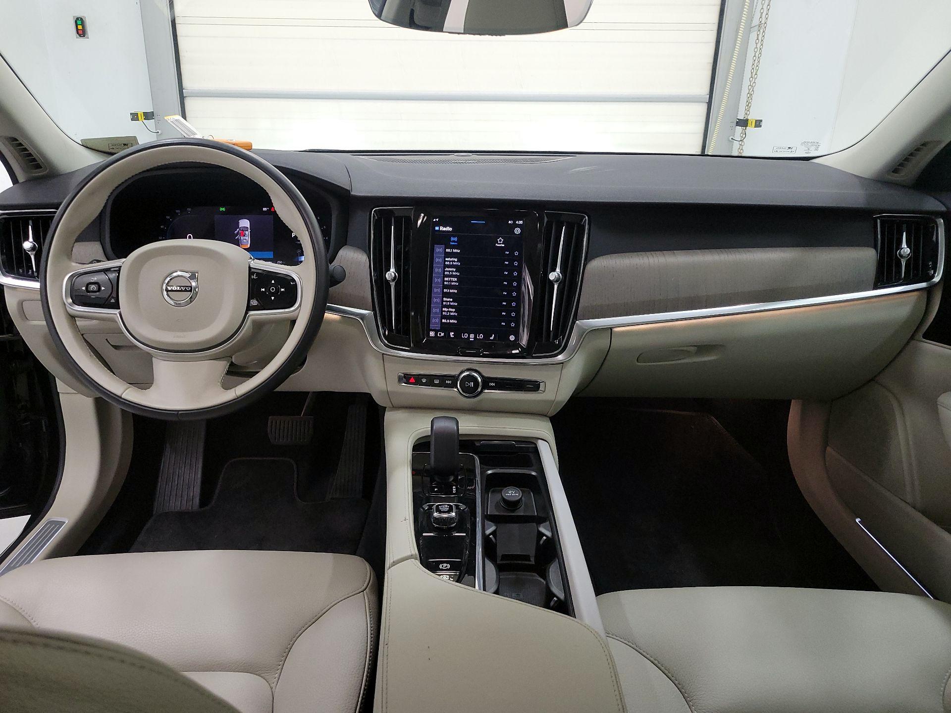 Thumbnail: 2023 Volvo S90 - 9