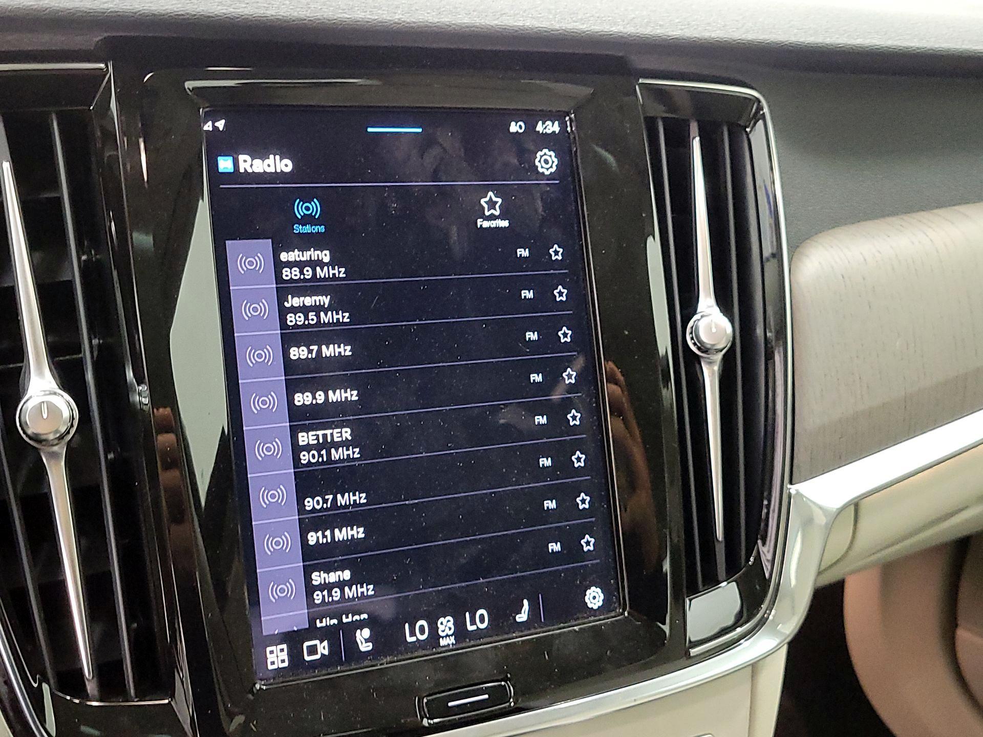 Thumbnail: 2023 Volvo S90 - 15