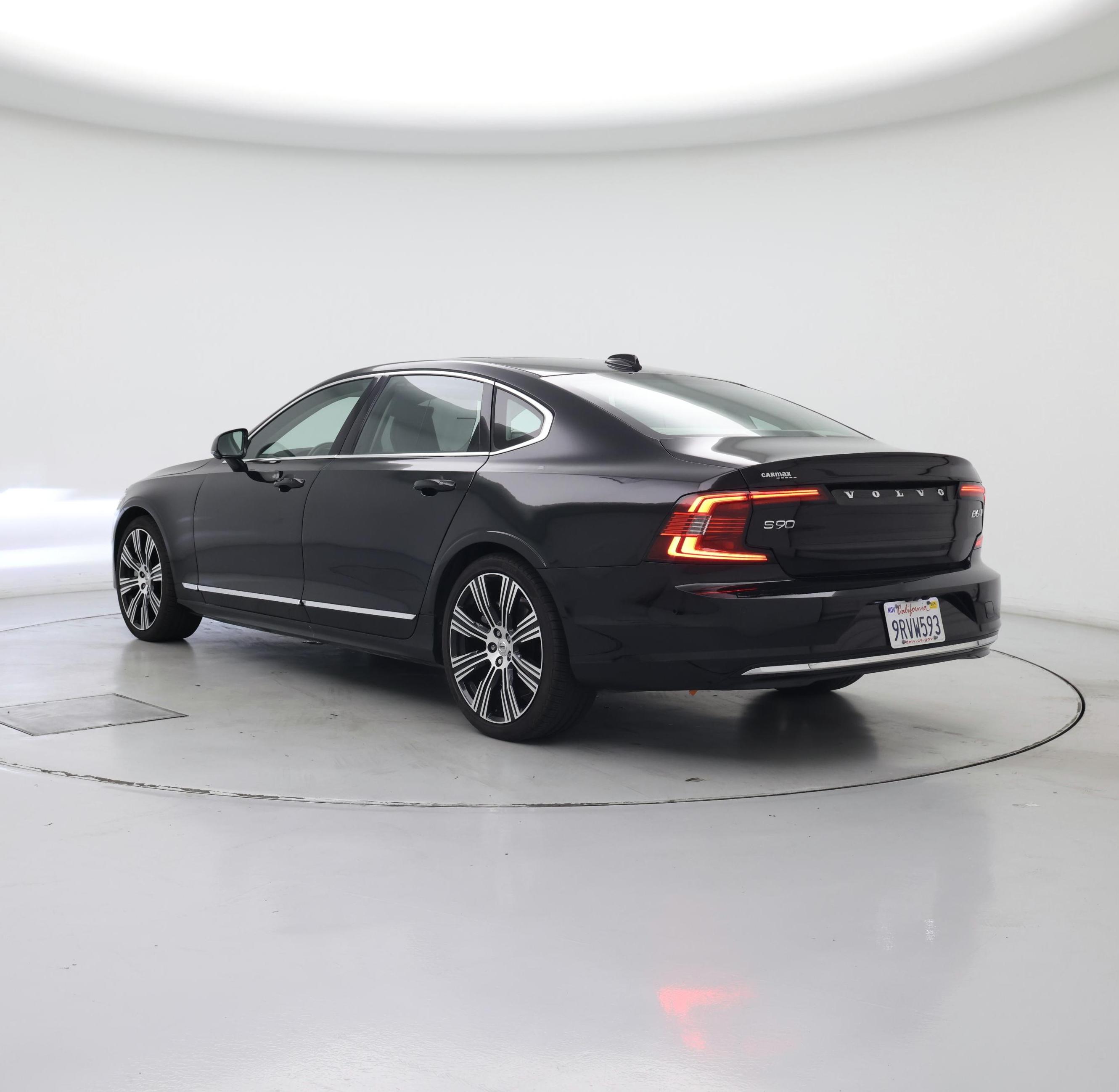 Thumbnail: 2023 Volvo S90 - 2